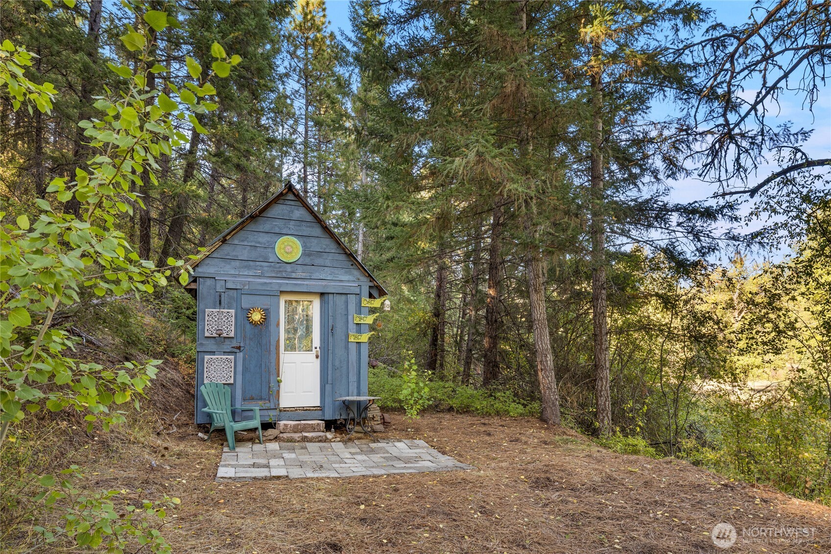 main property photo 12