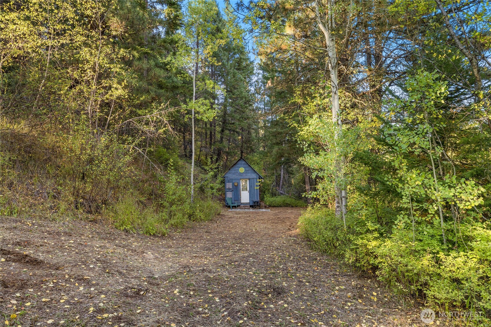 main property photo 7