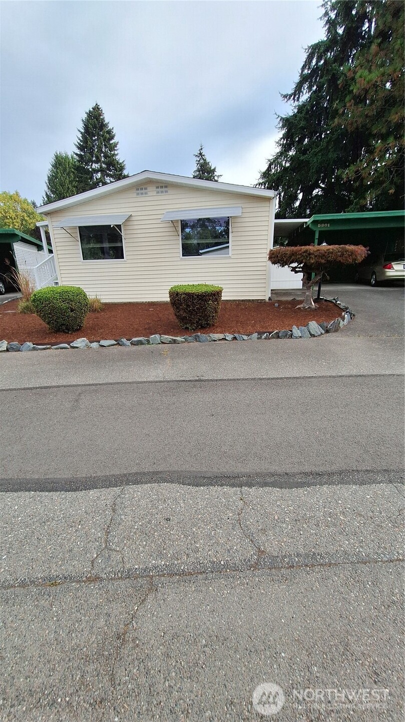 main property photo 0