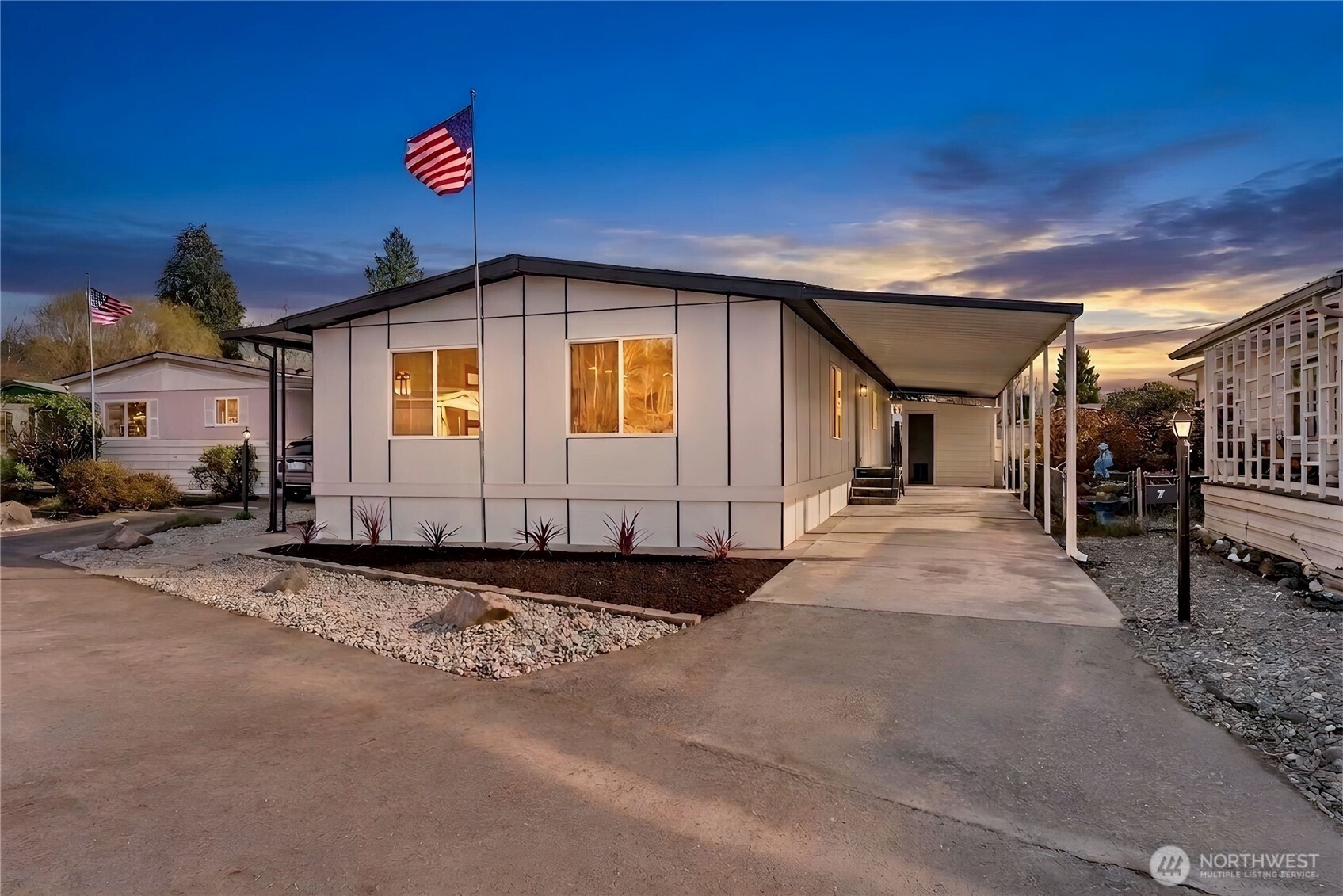 main property photo 0