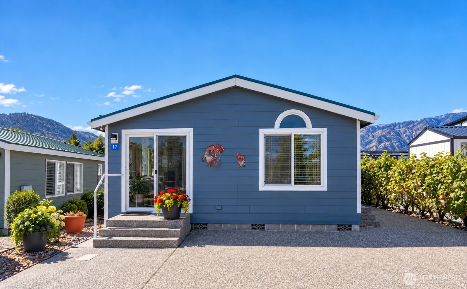main property photo 0