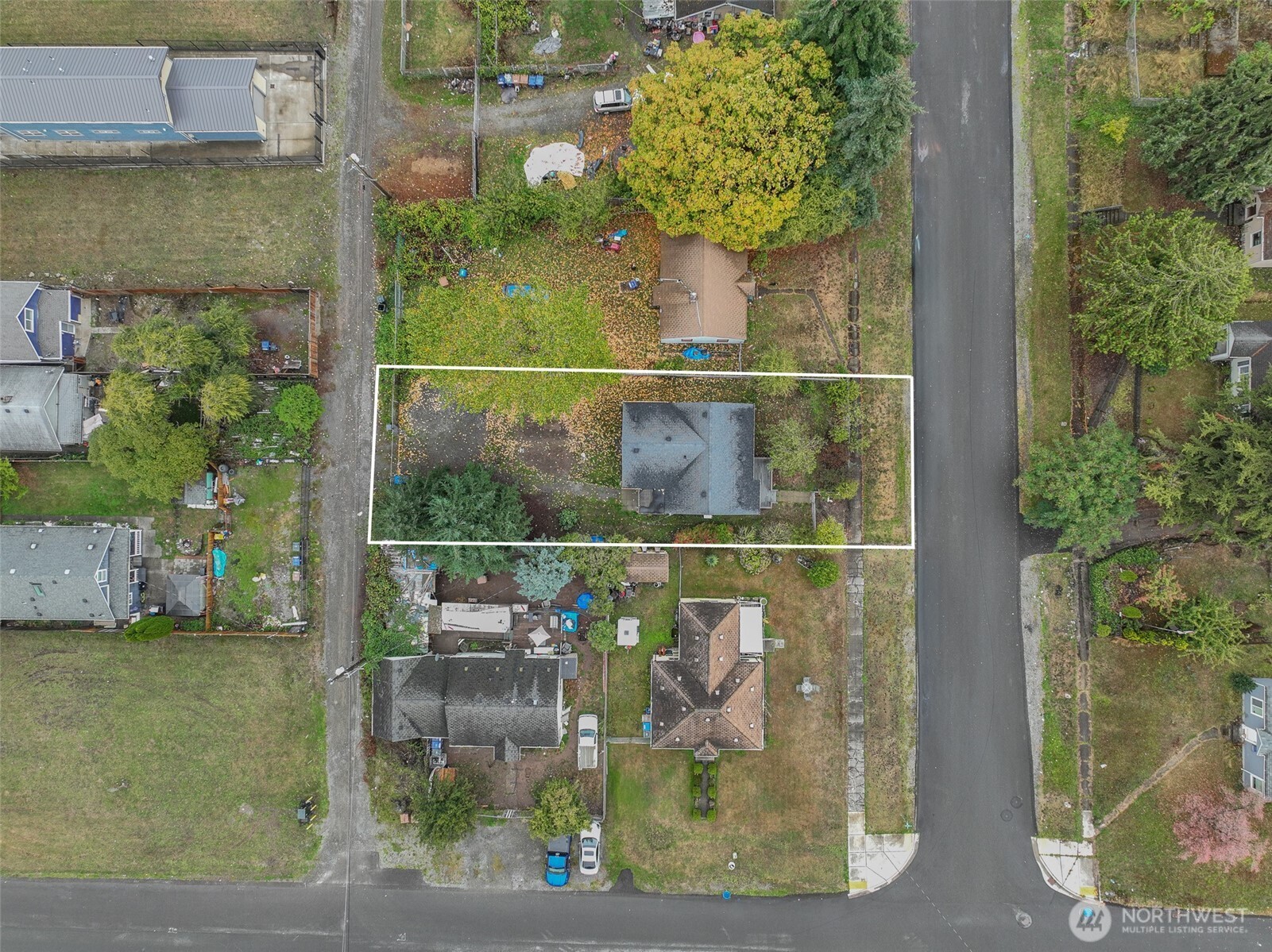 main property photo 22