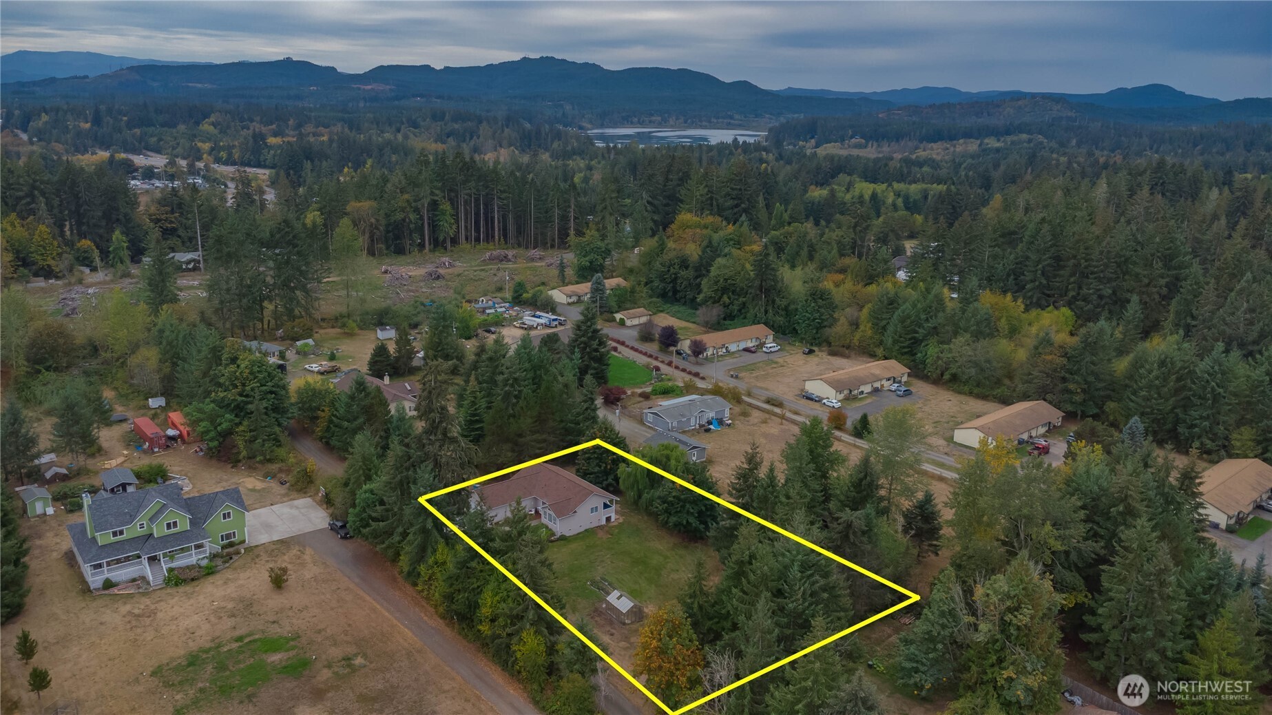 main property photo 30