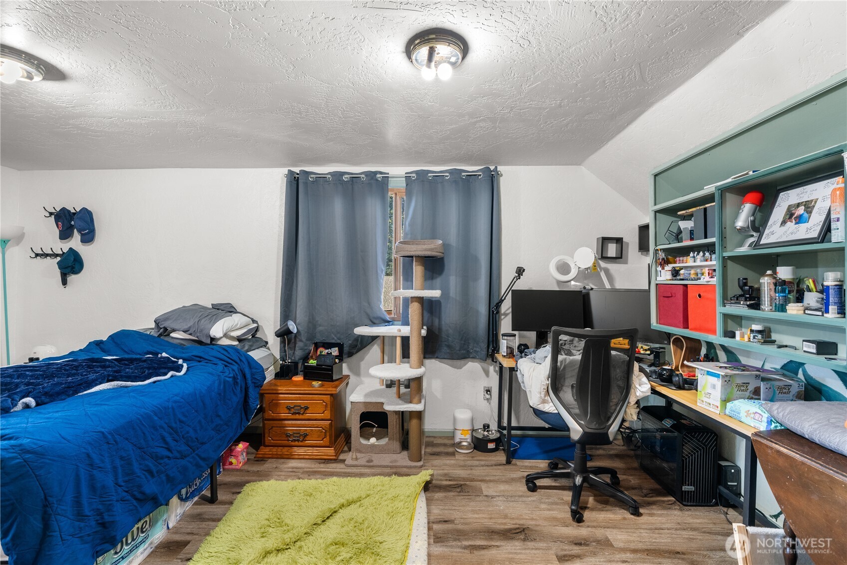 main property photo 14