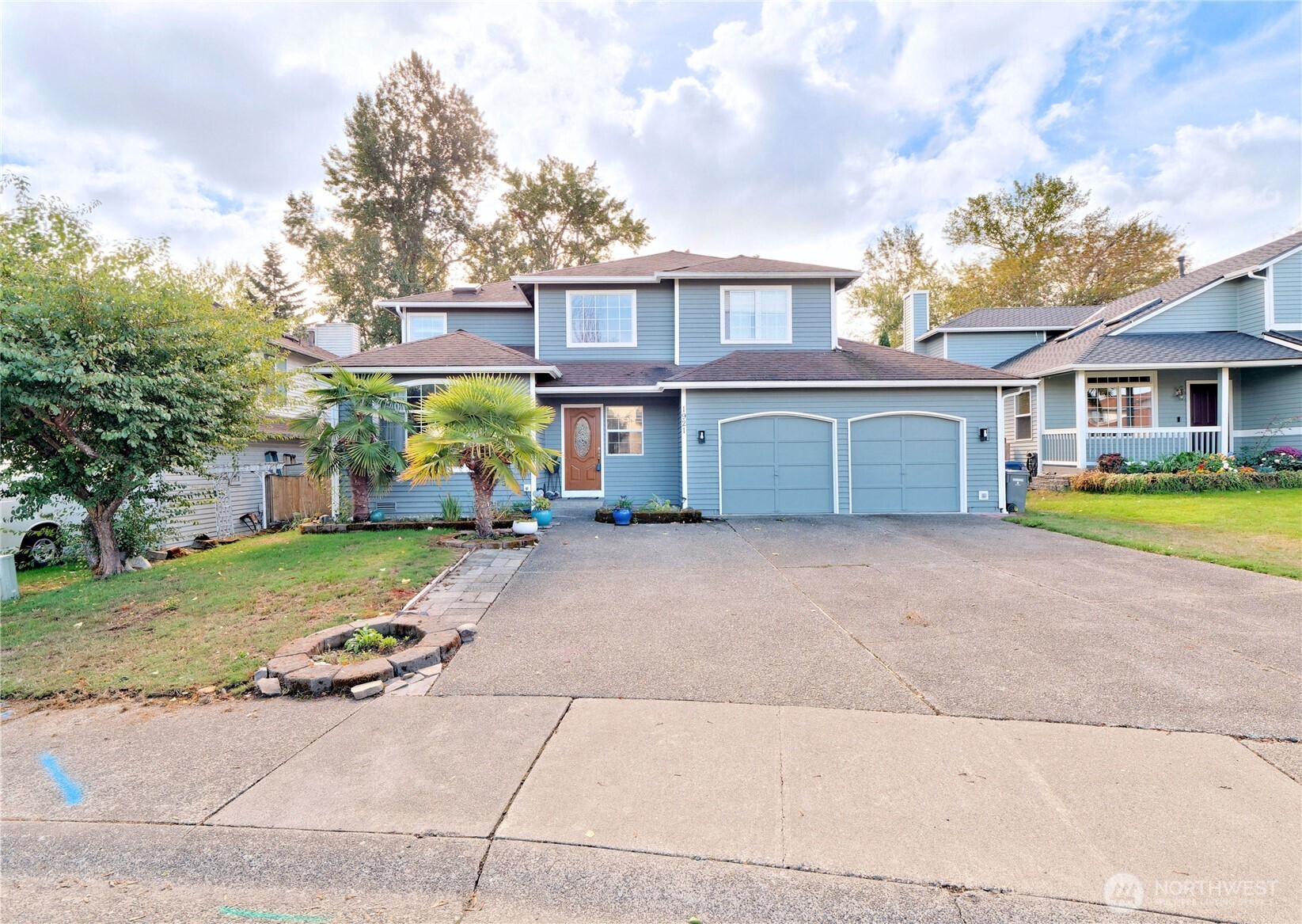 main property photo 0