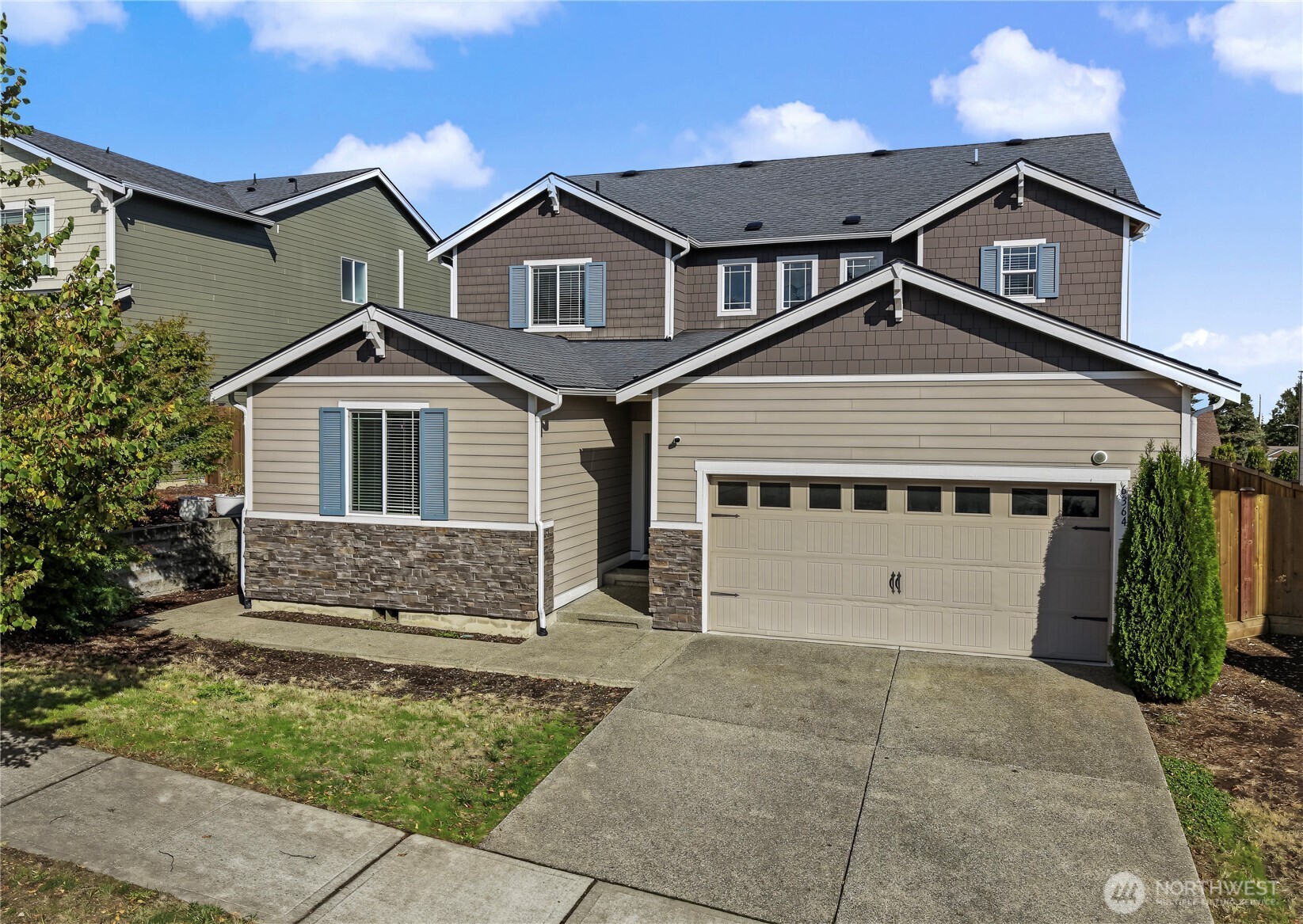 main property photo 0