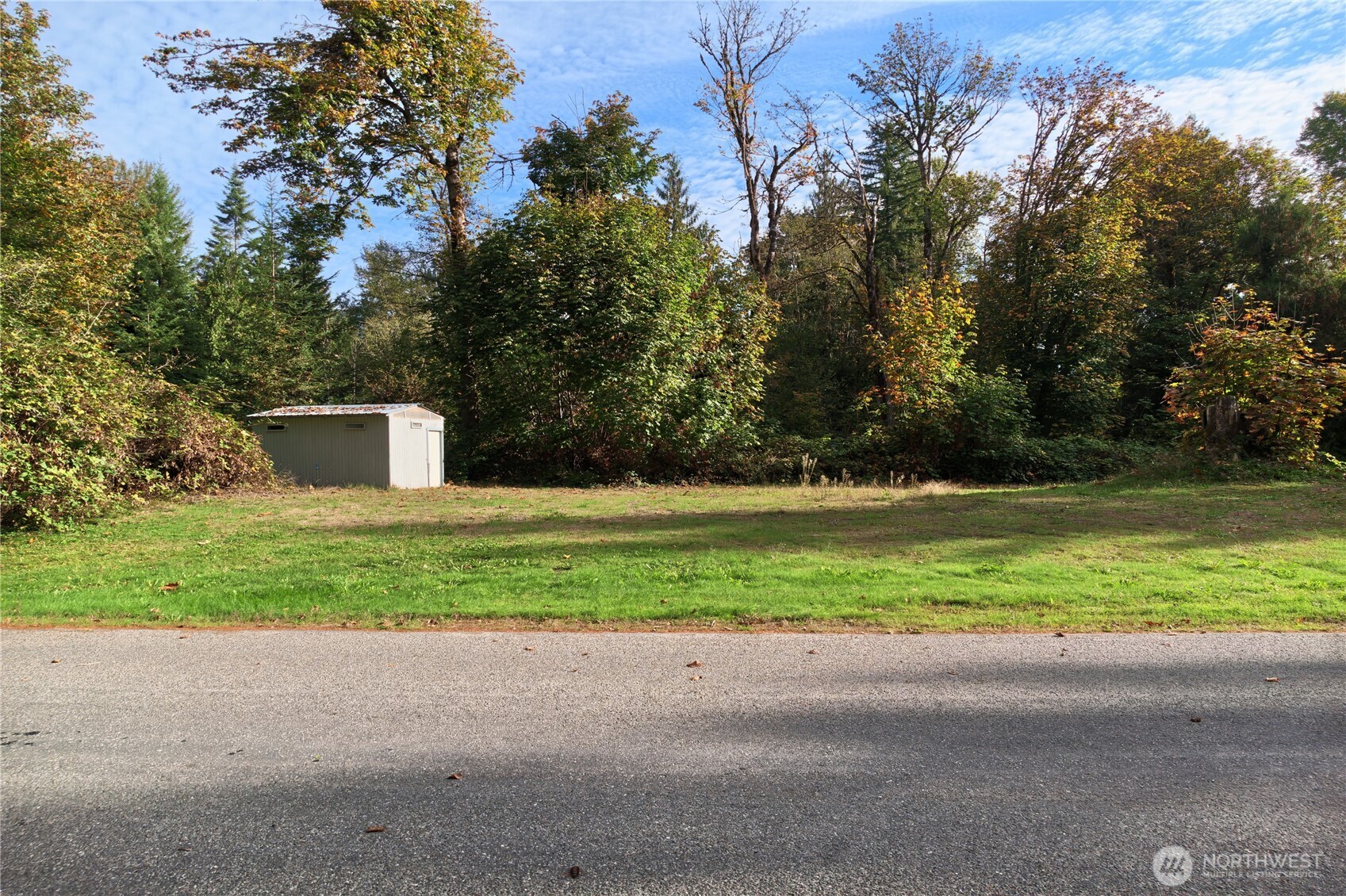 main property photo 18