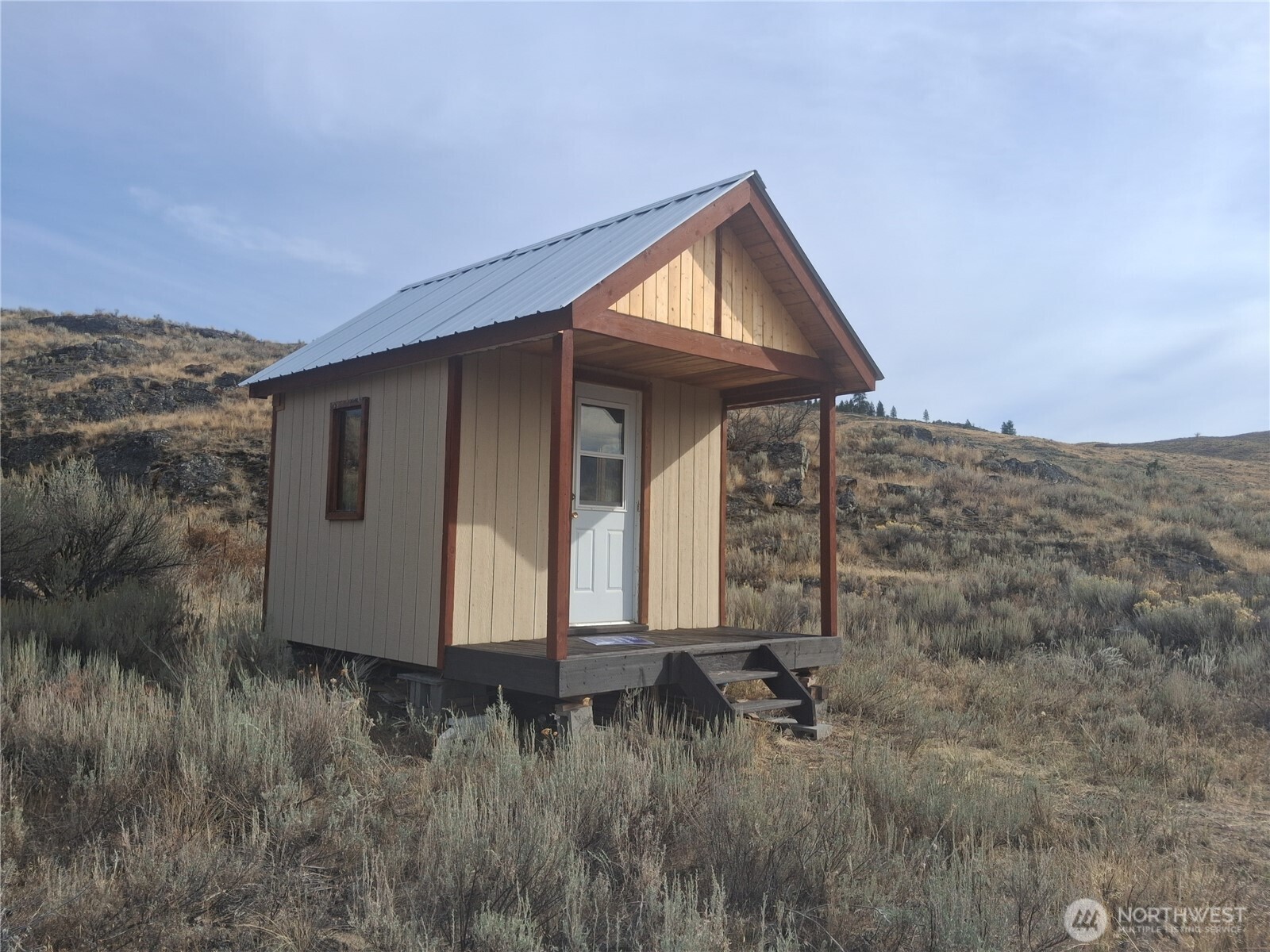 main property photo 0