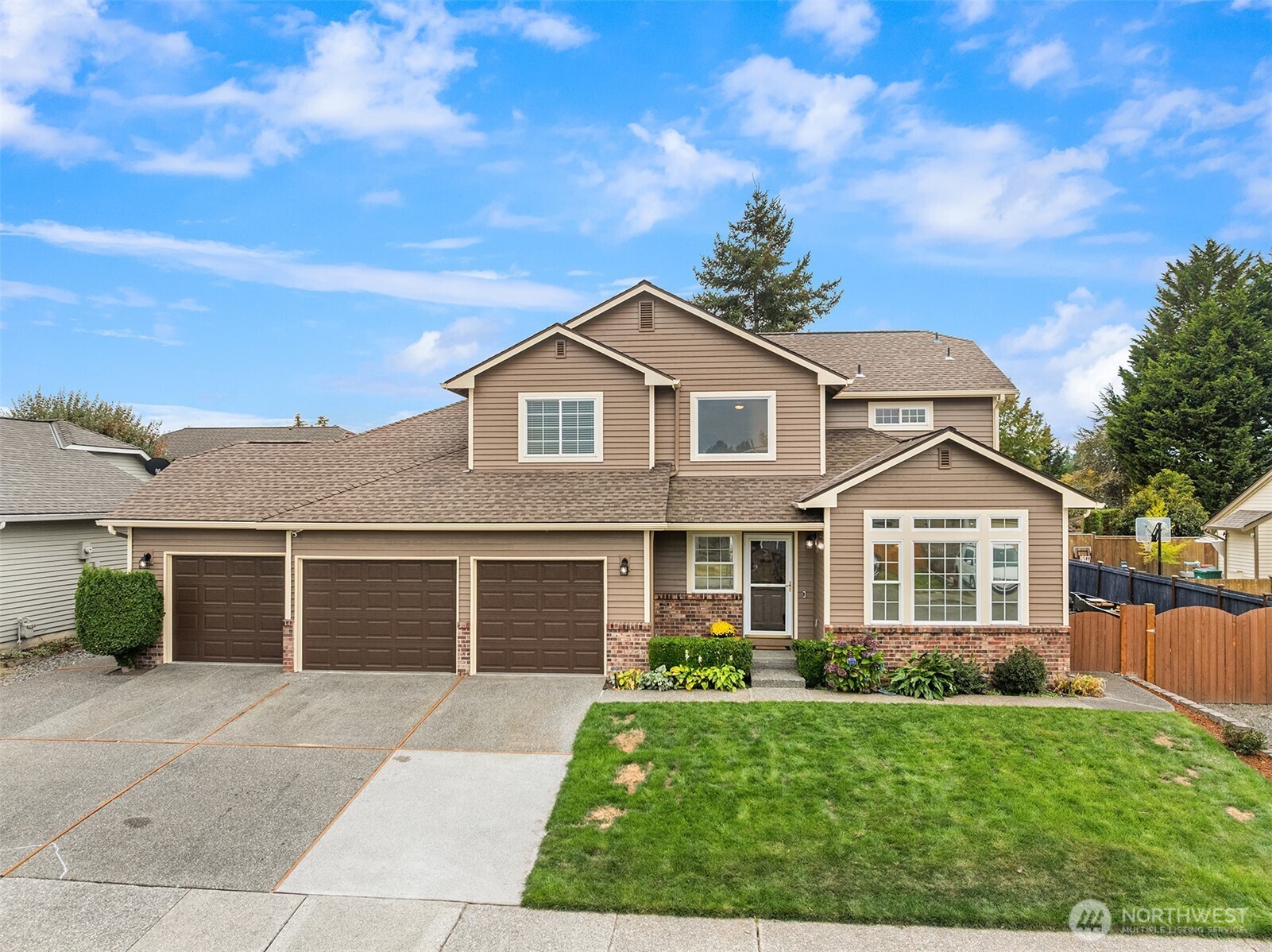 main property photo 0
