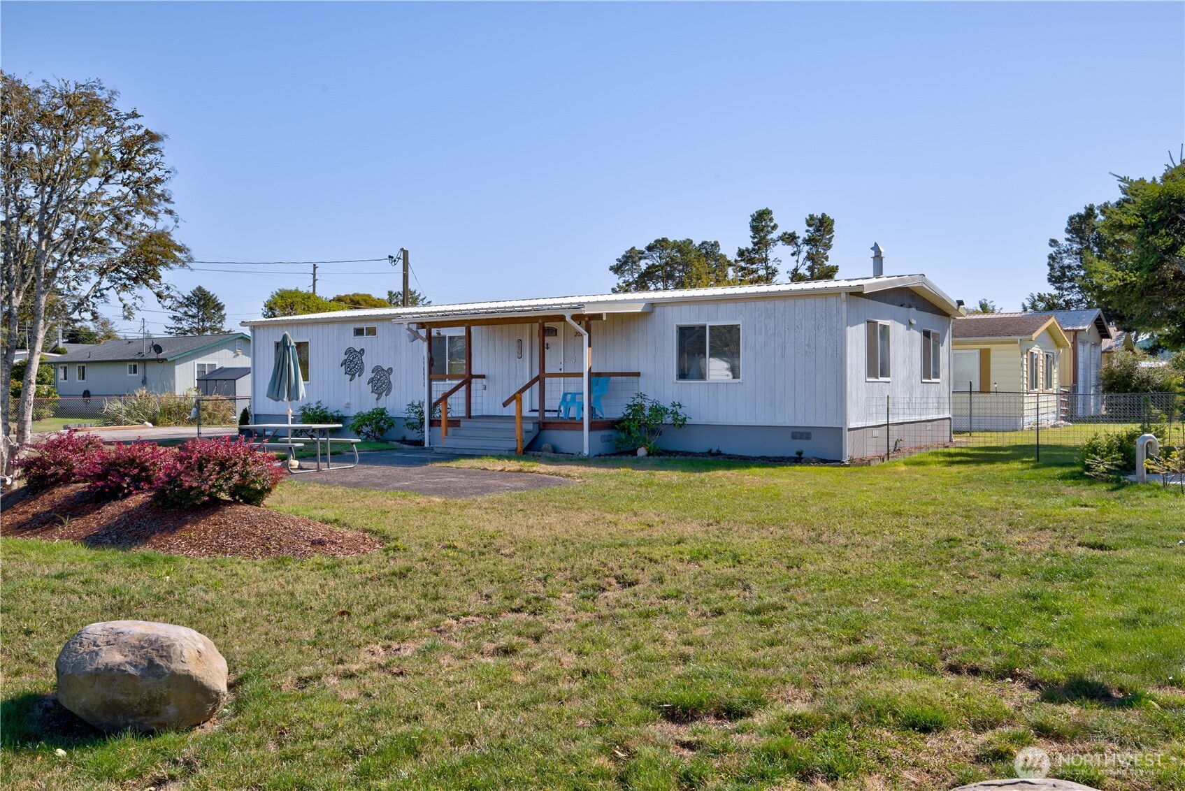 main property photo 0