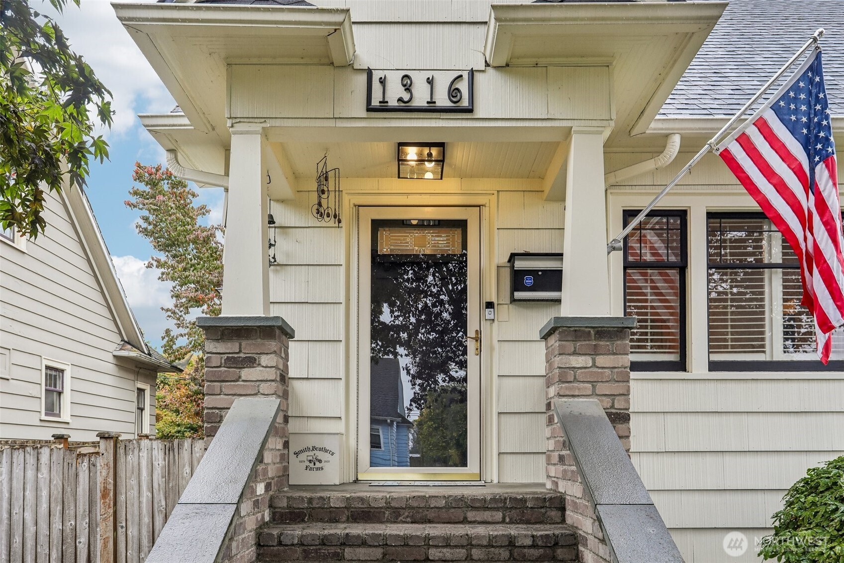 main property photo 7