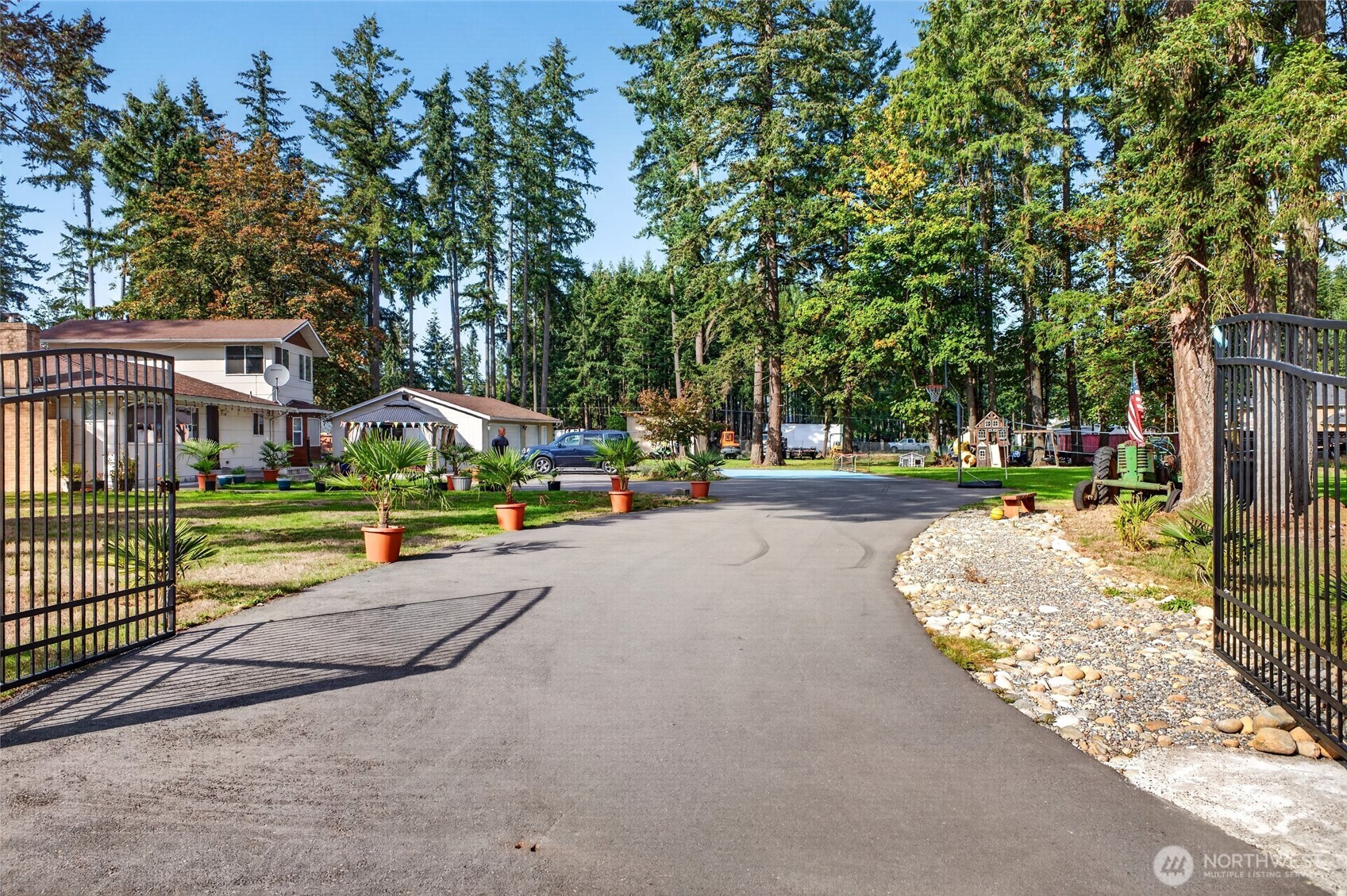 main property photo 0