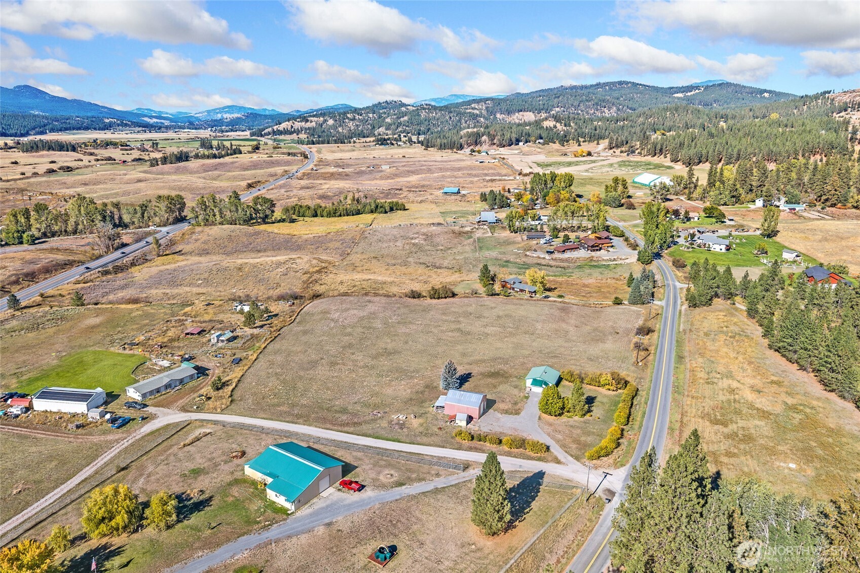 main property photo 25