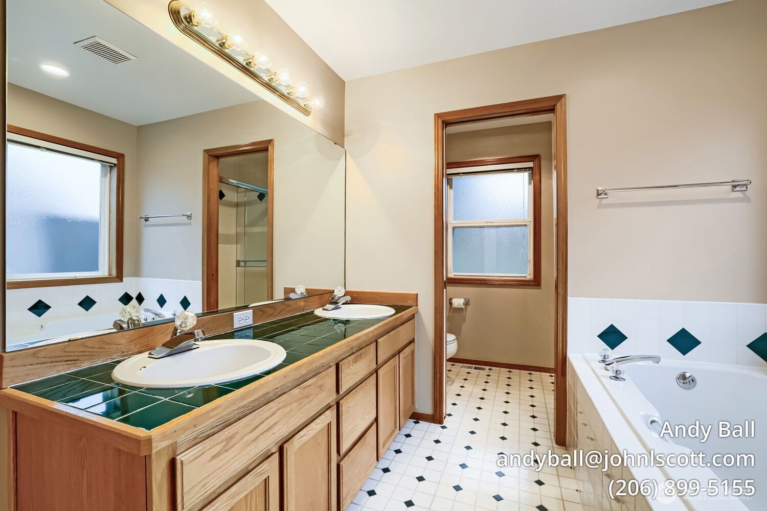 main property photo 18