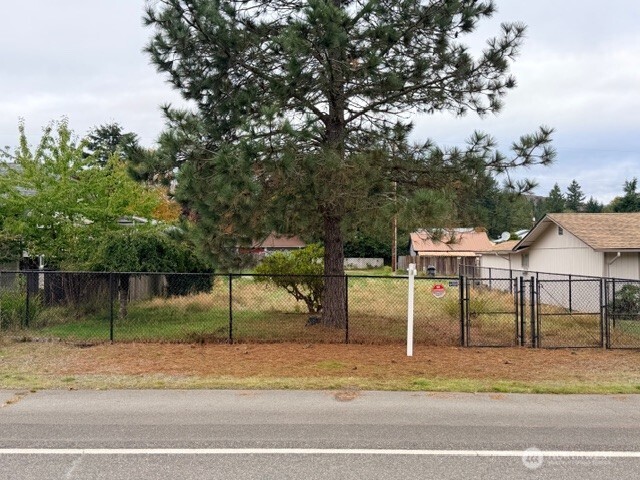 main property photo 0