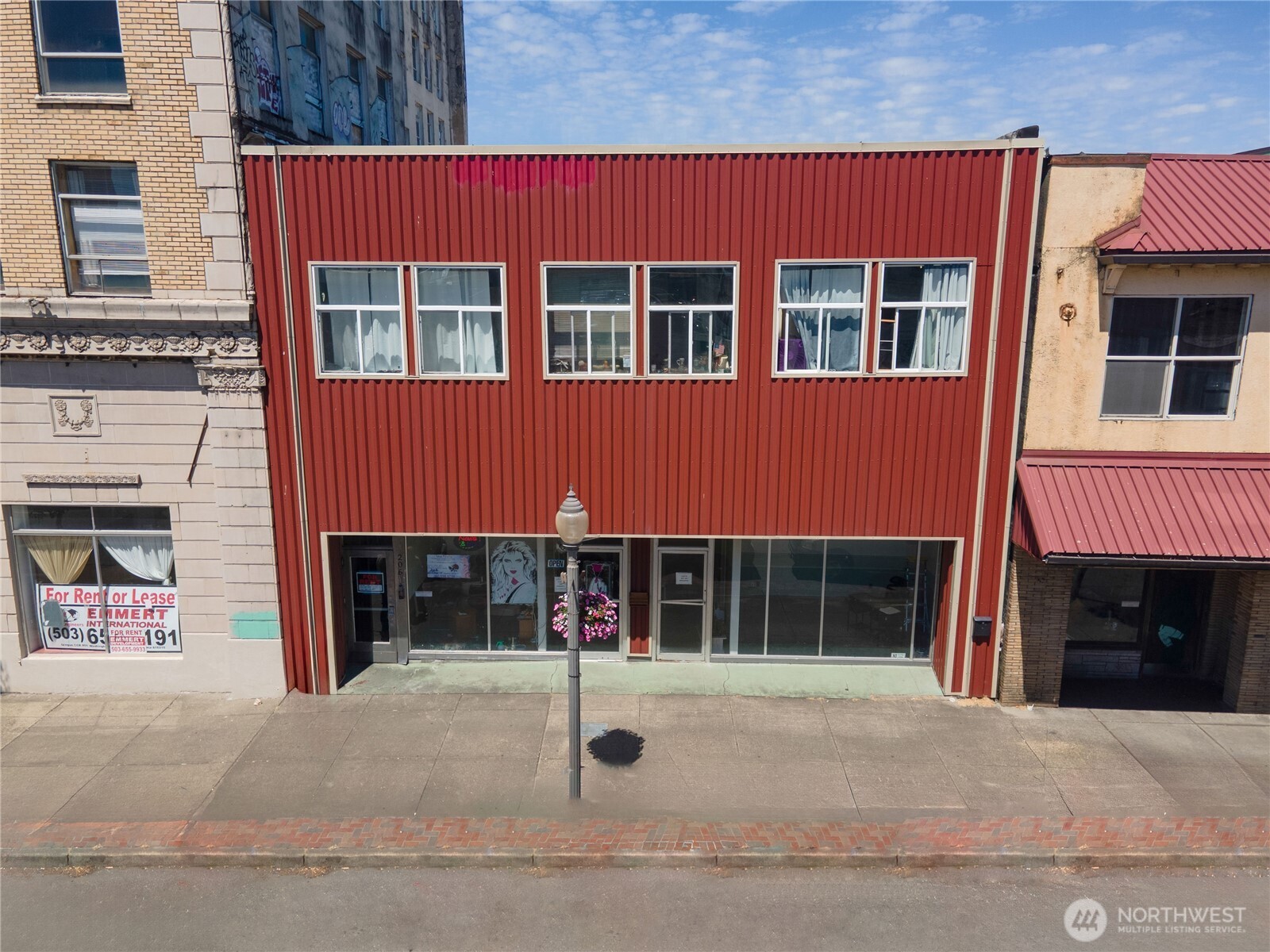 main property photo 0