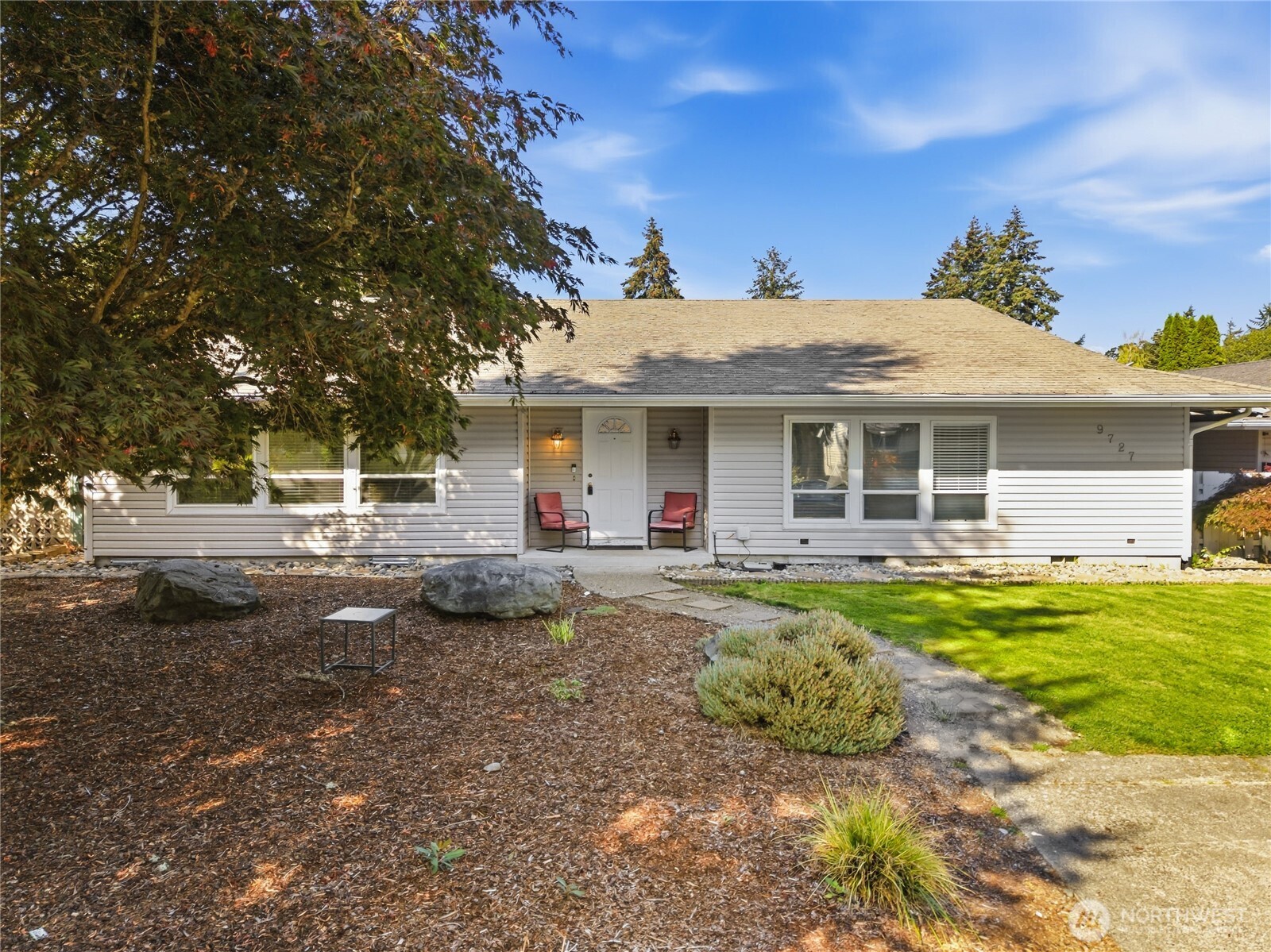 main property photo 0