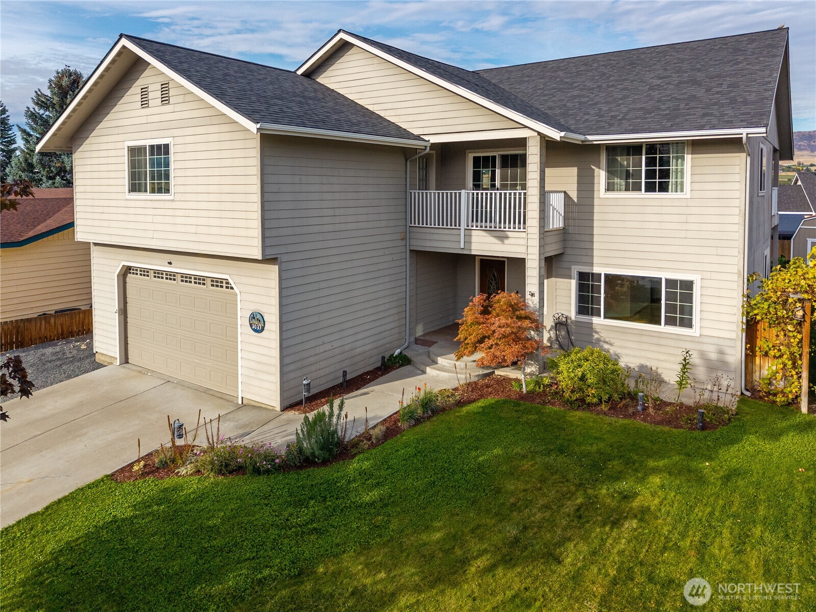 main property photo 0