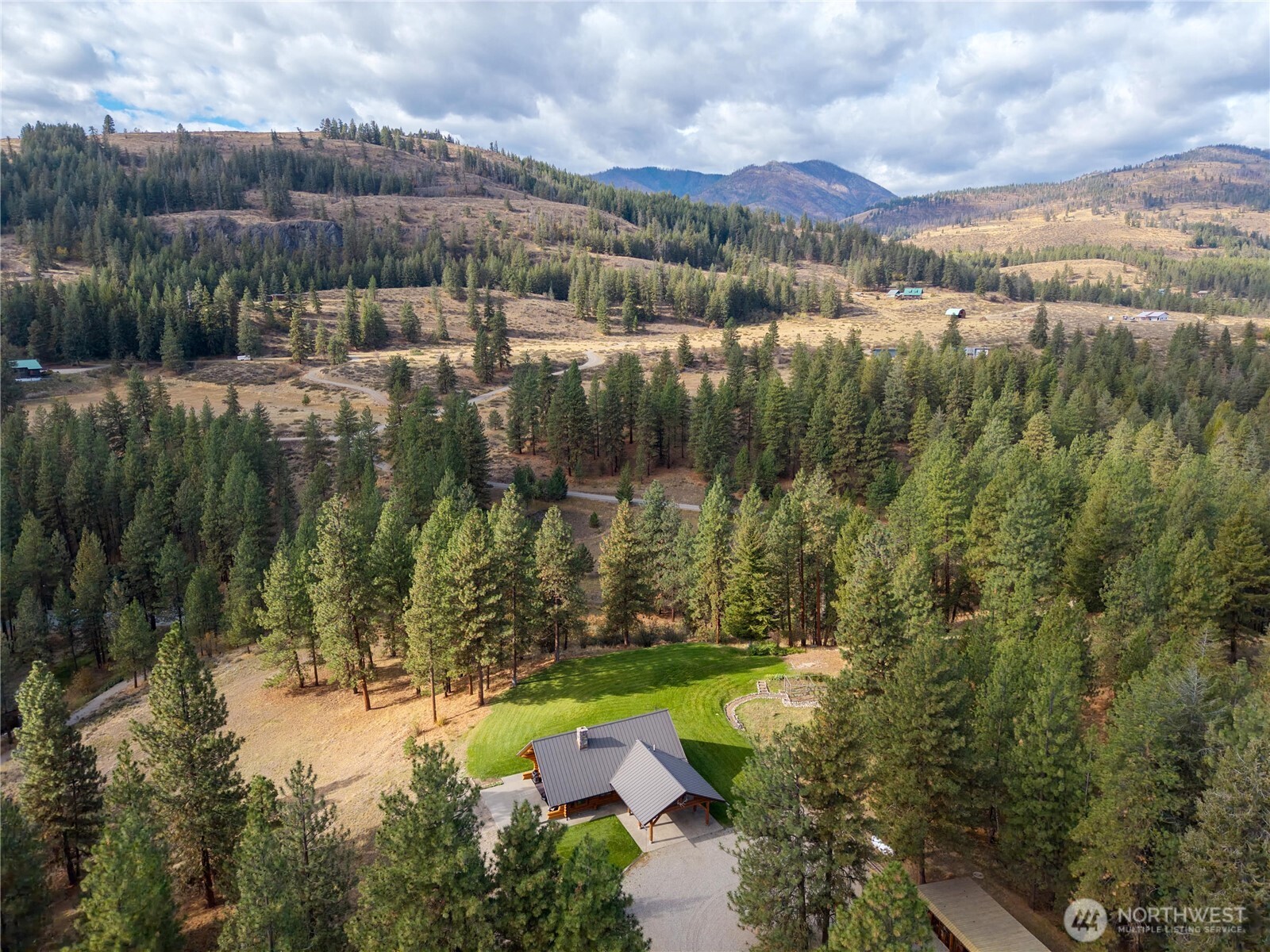 main property photo 37