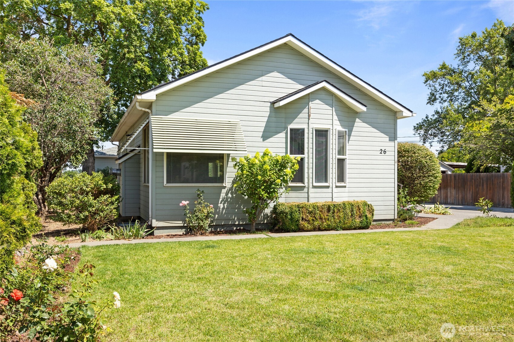 main property photo 0