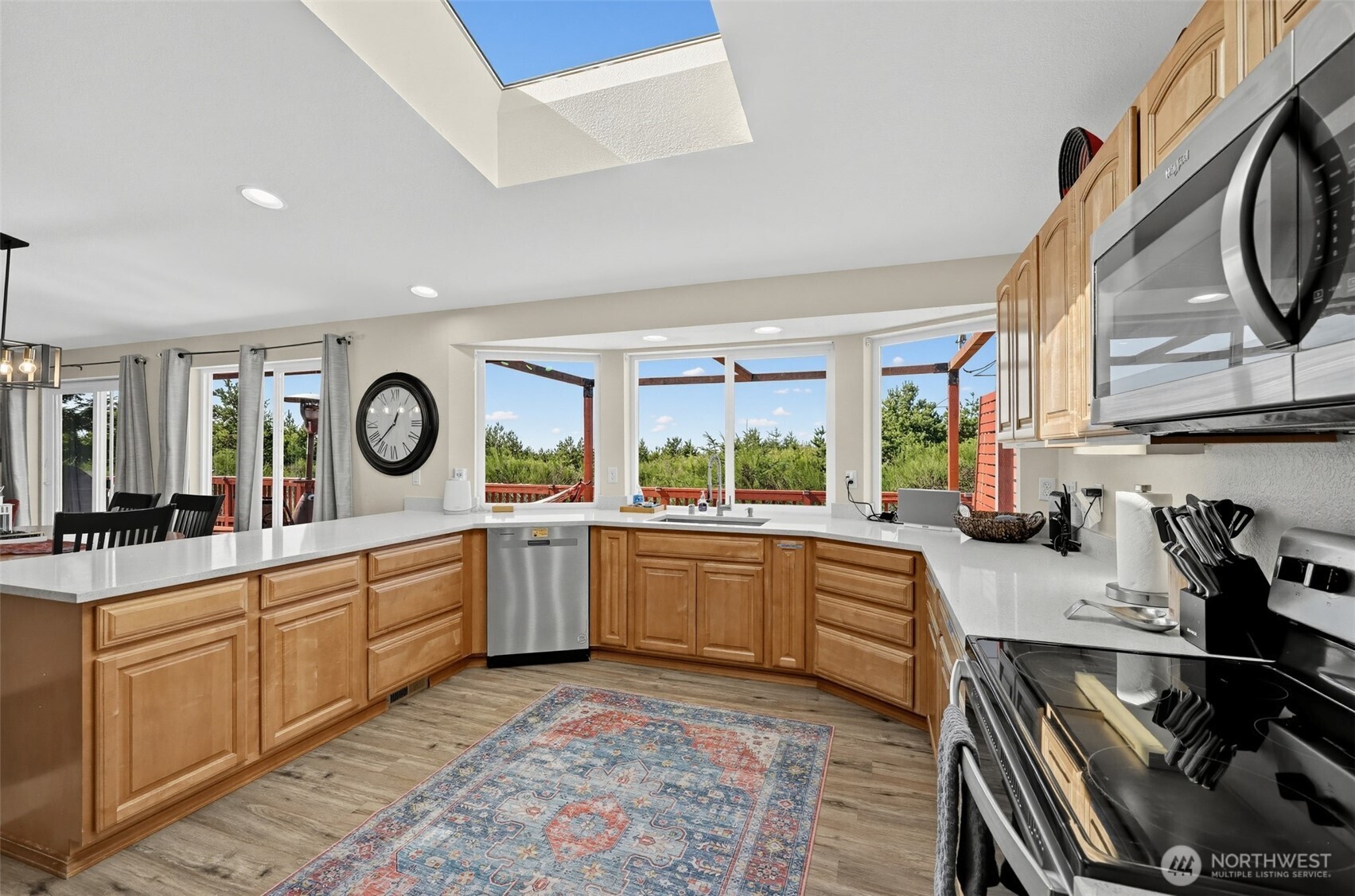 main property photo 20