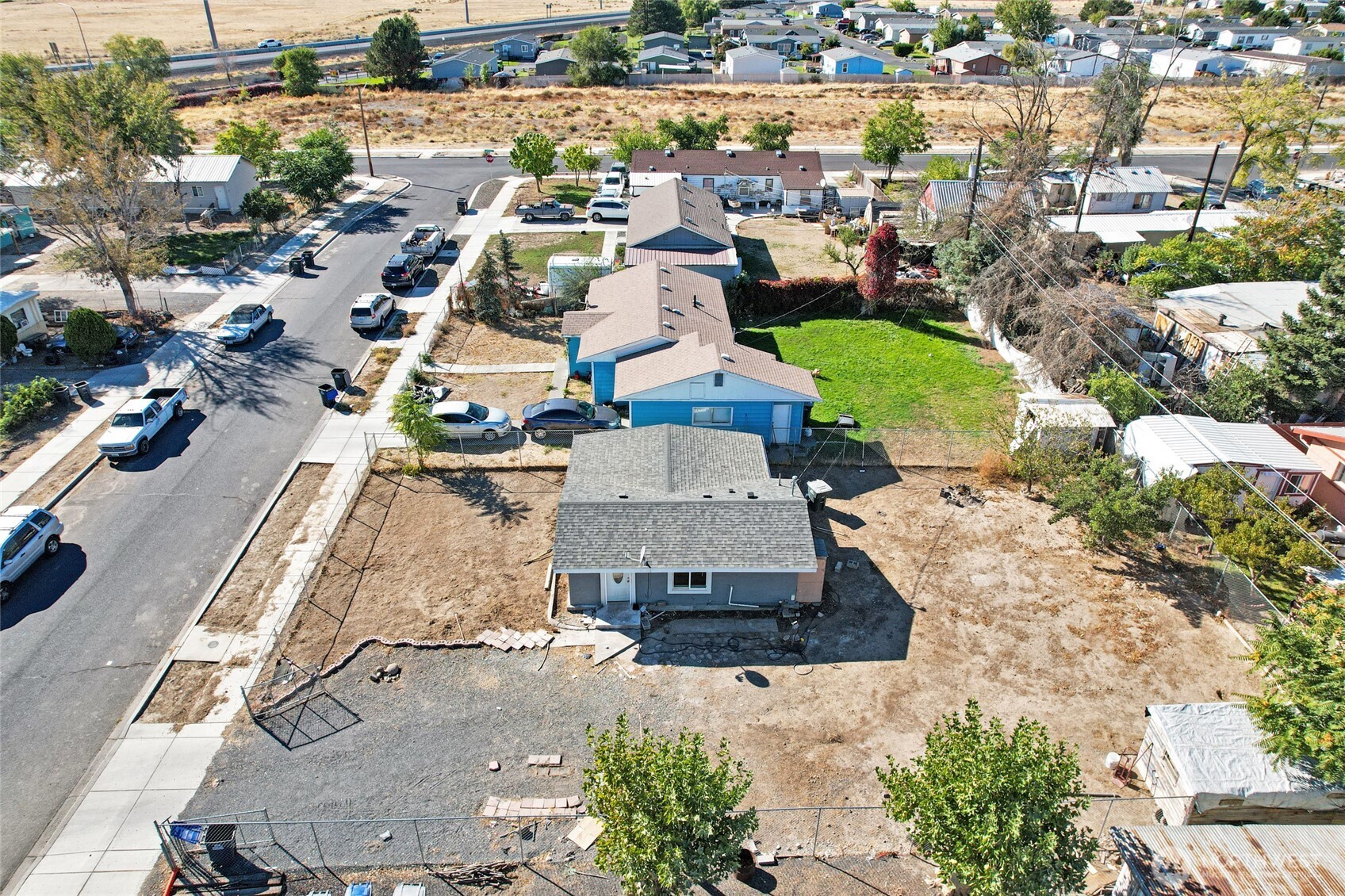 main property photo 9