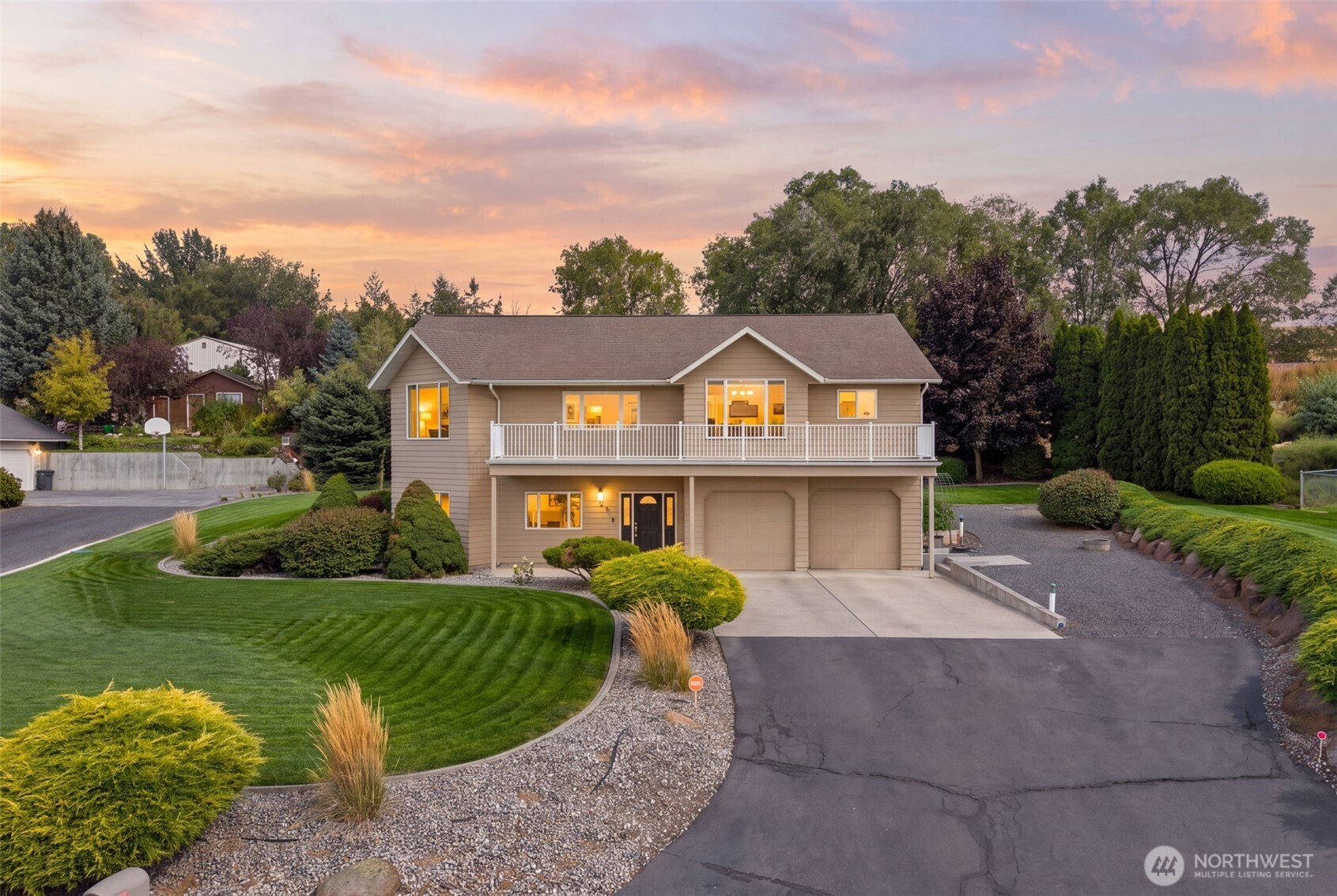 main property photo 0