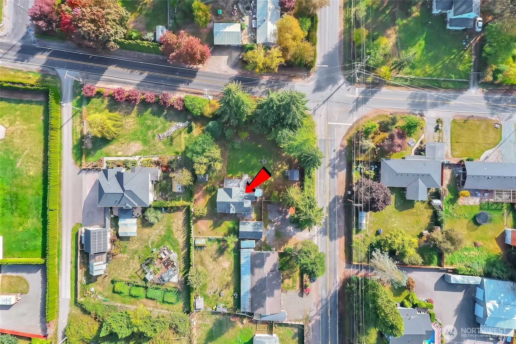 main property photo 32