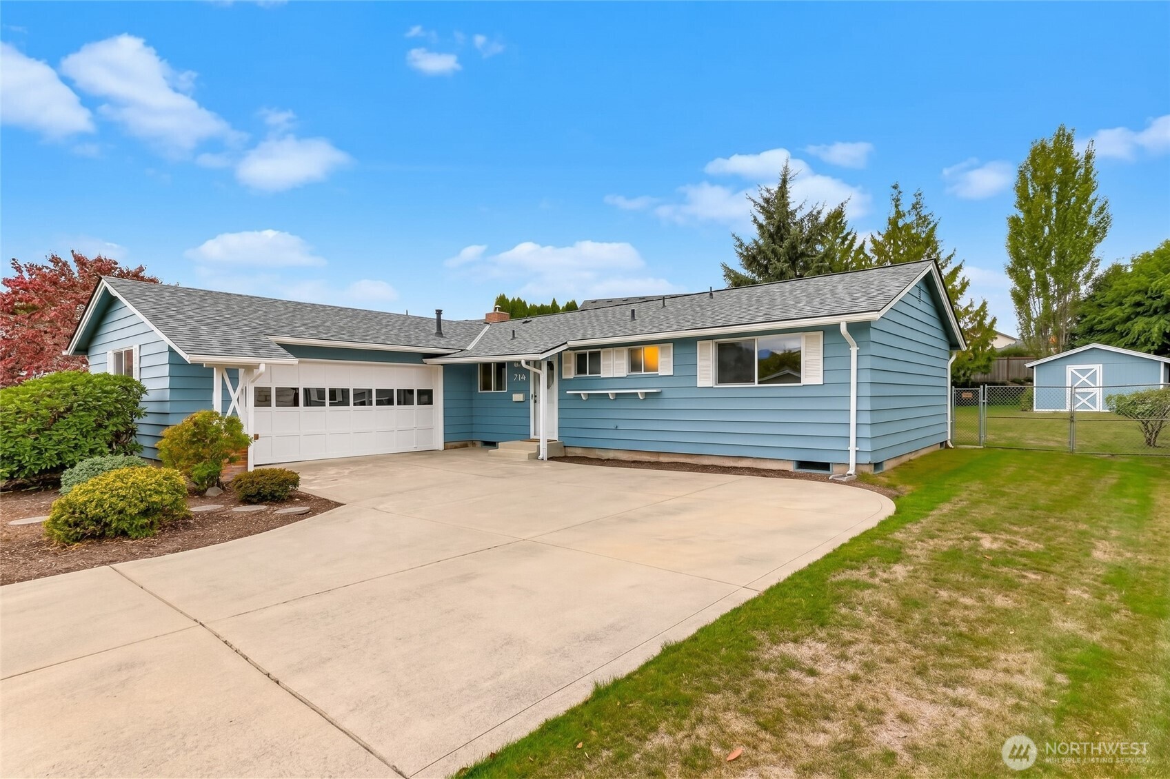 main property photo 0