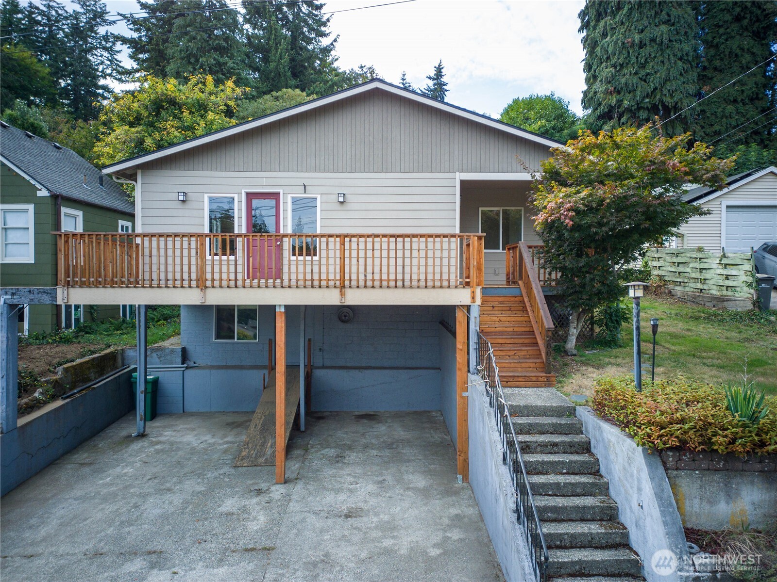 main property photo 0