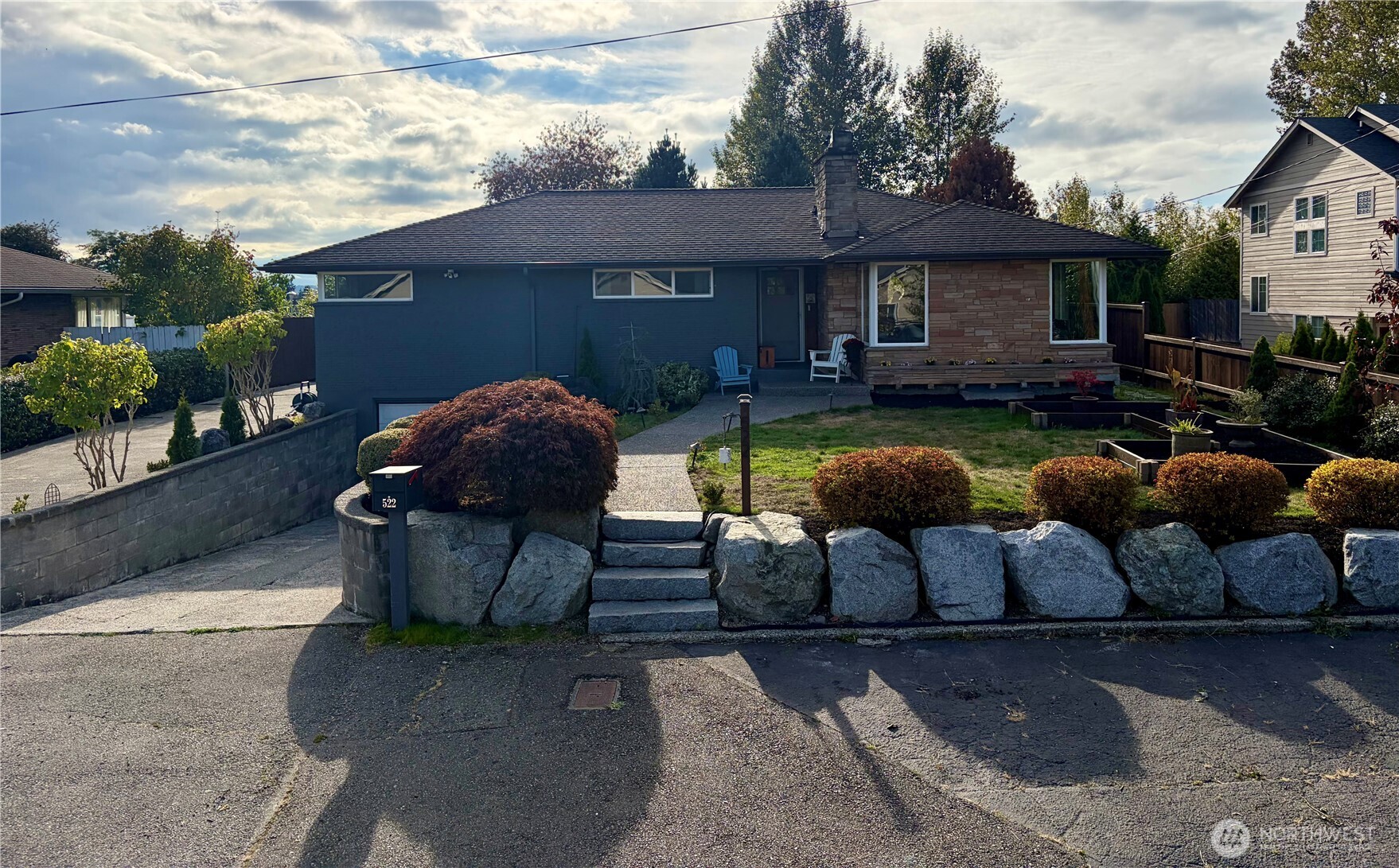 main property photo 0