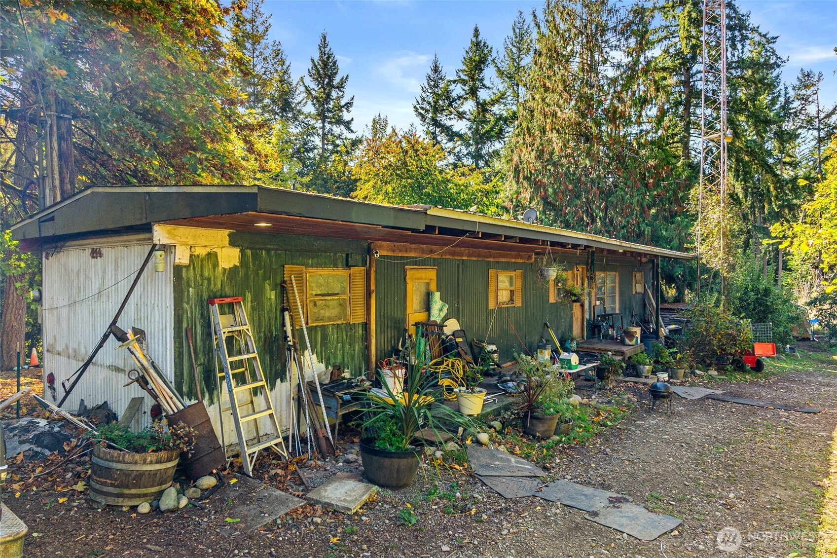 main property photo 5