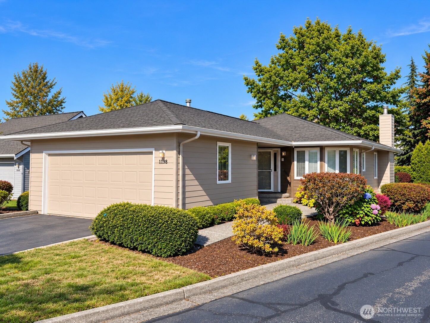 main property photo 0