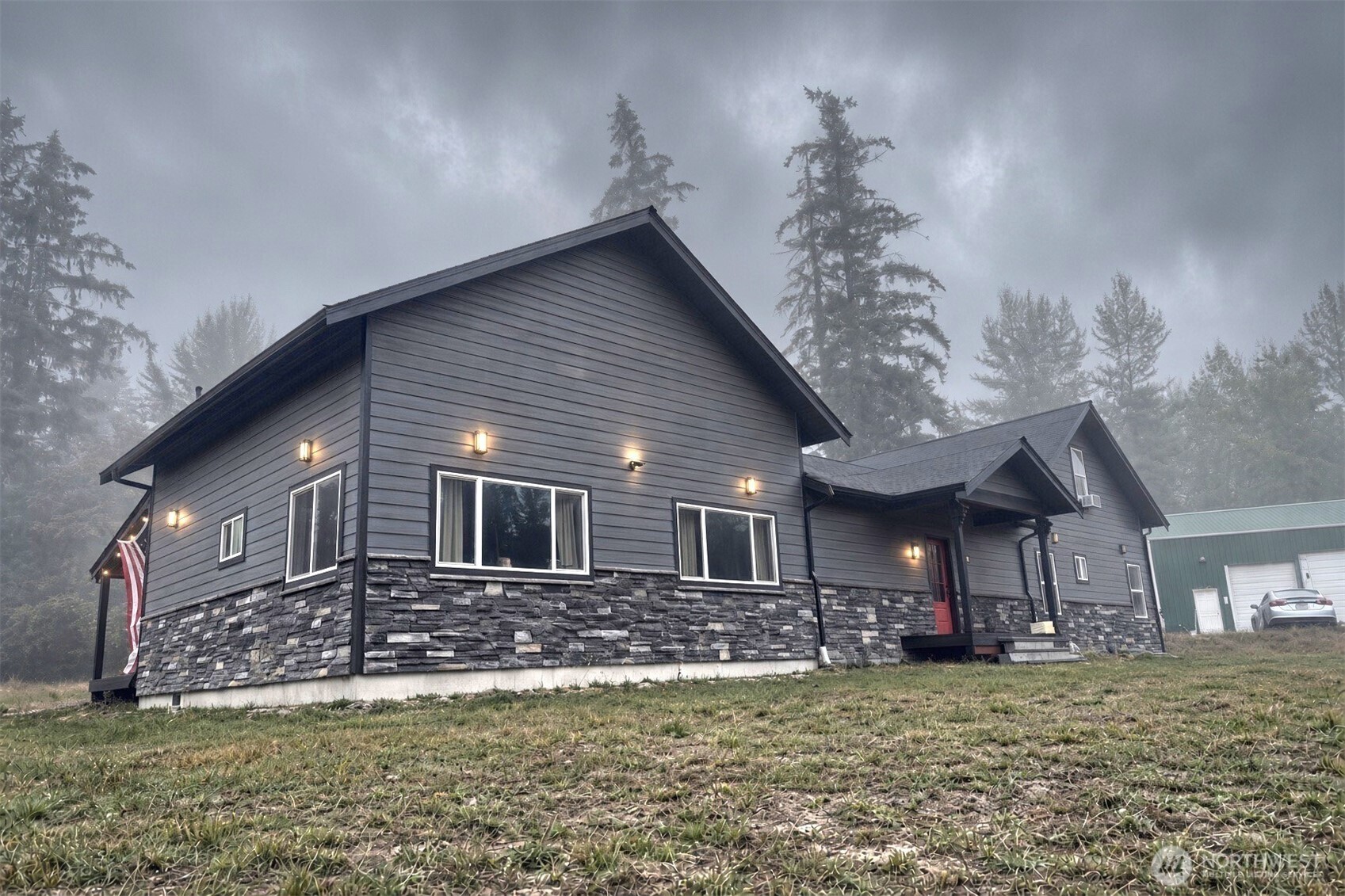 main property photo 0