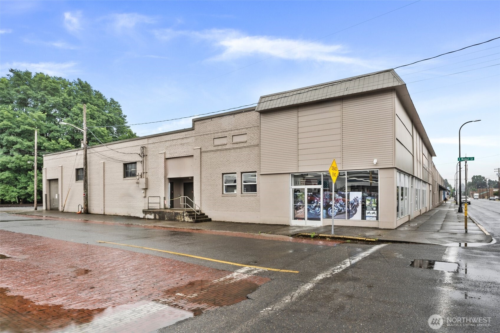 main property photo 12