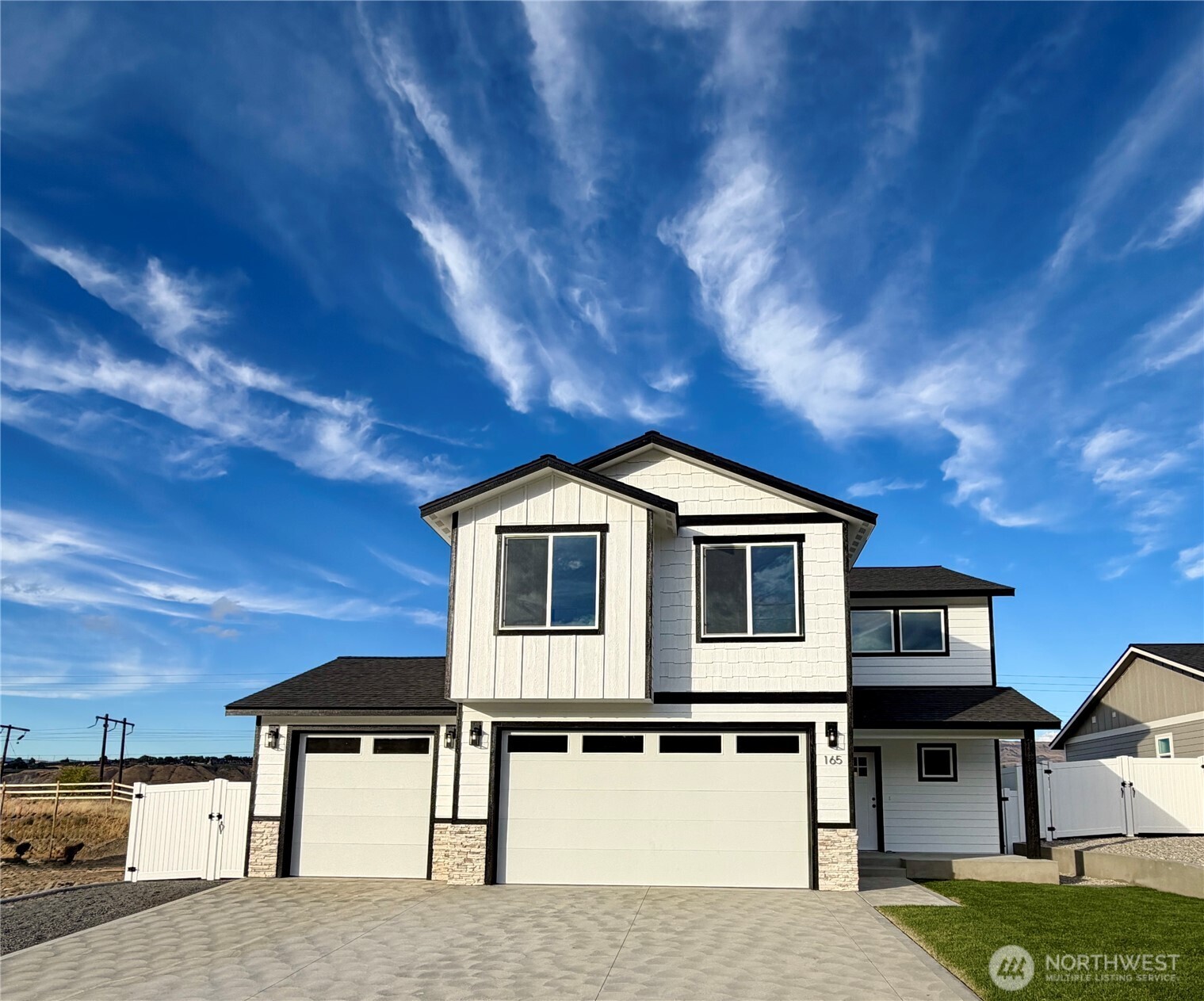 main property photo 0