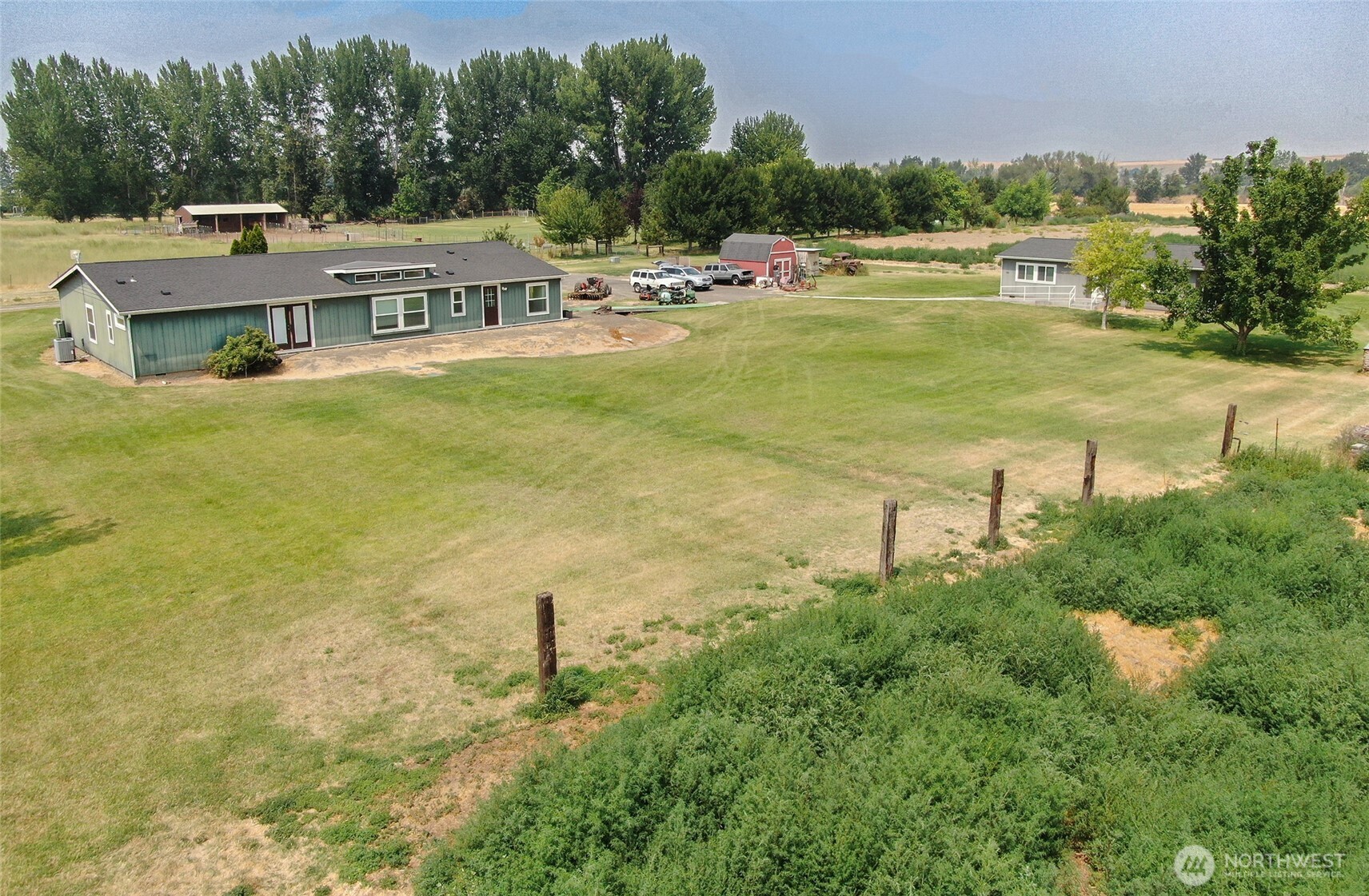 main property photo 0
