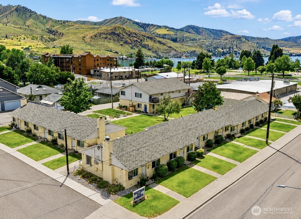 main property photo 0