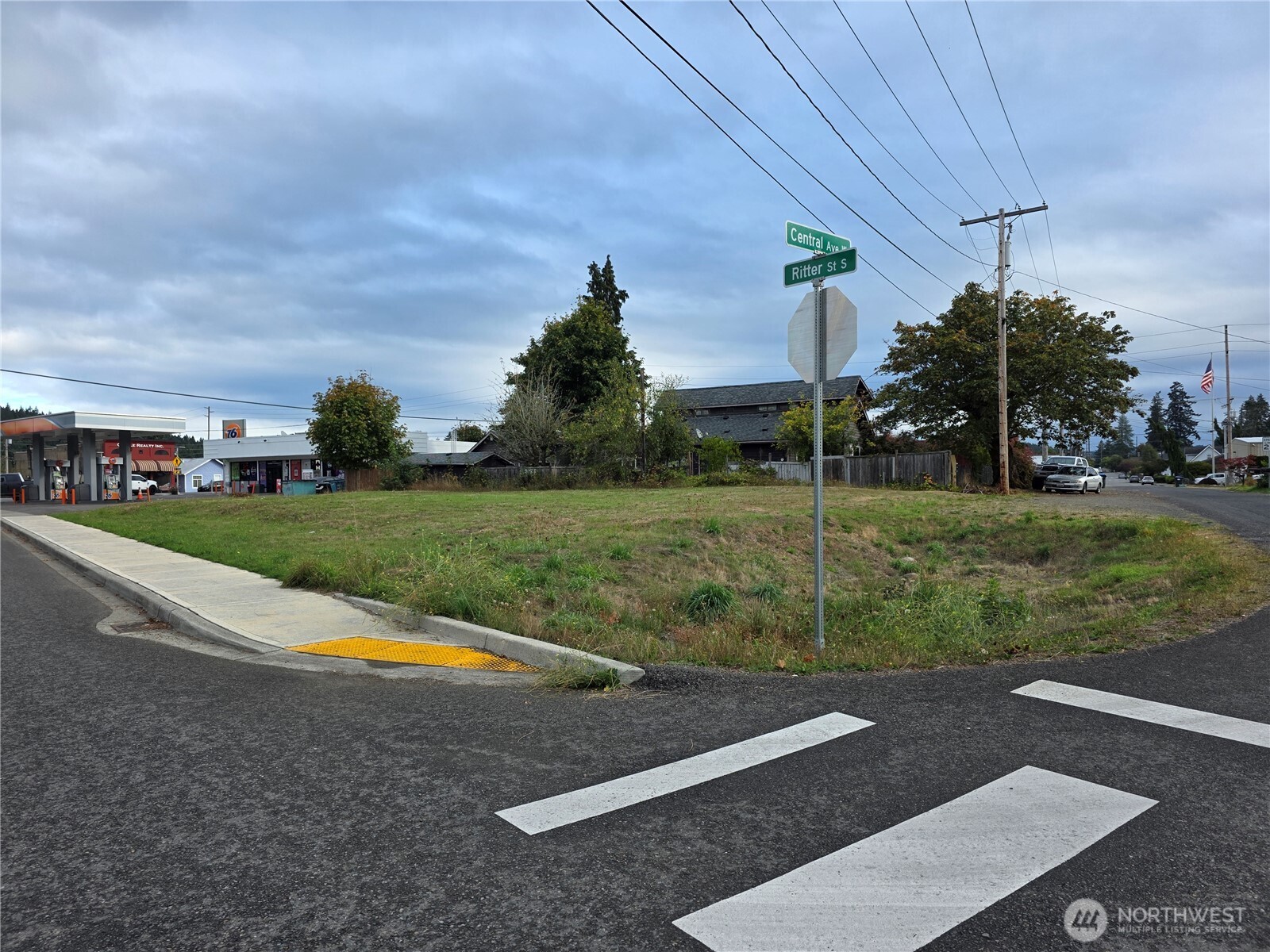 main property photo 0