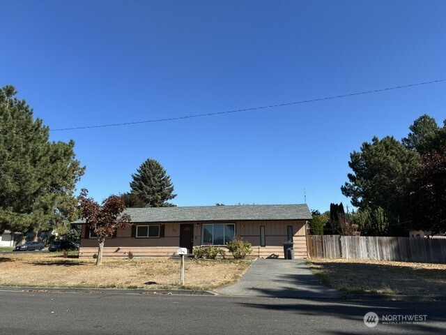 main property photo 0