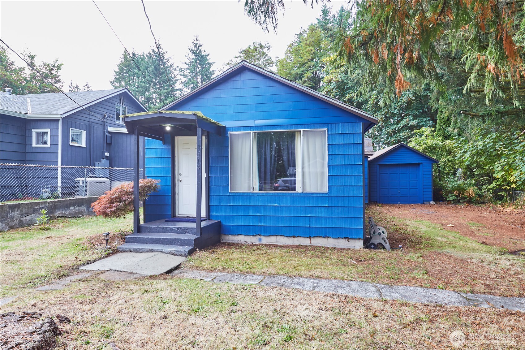 main property photo 0