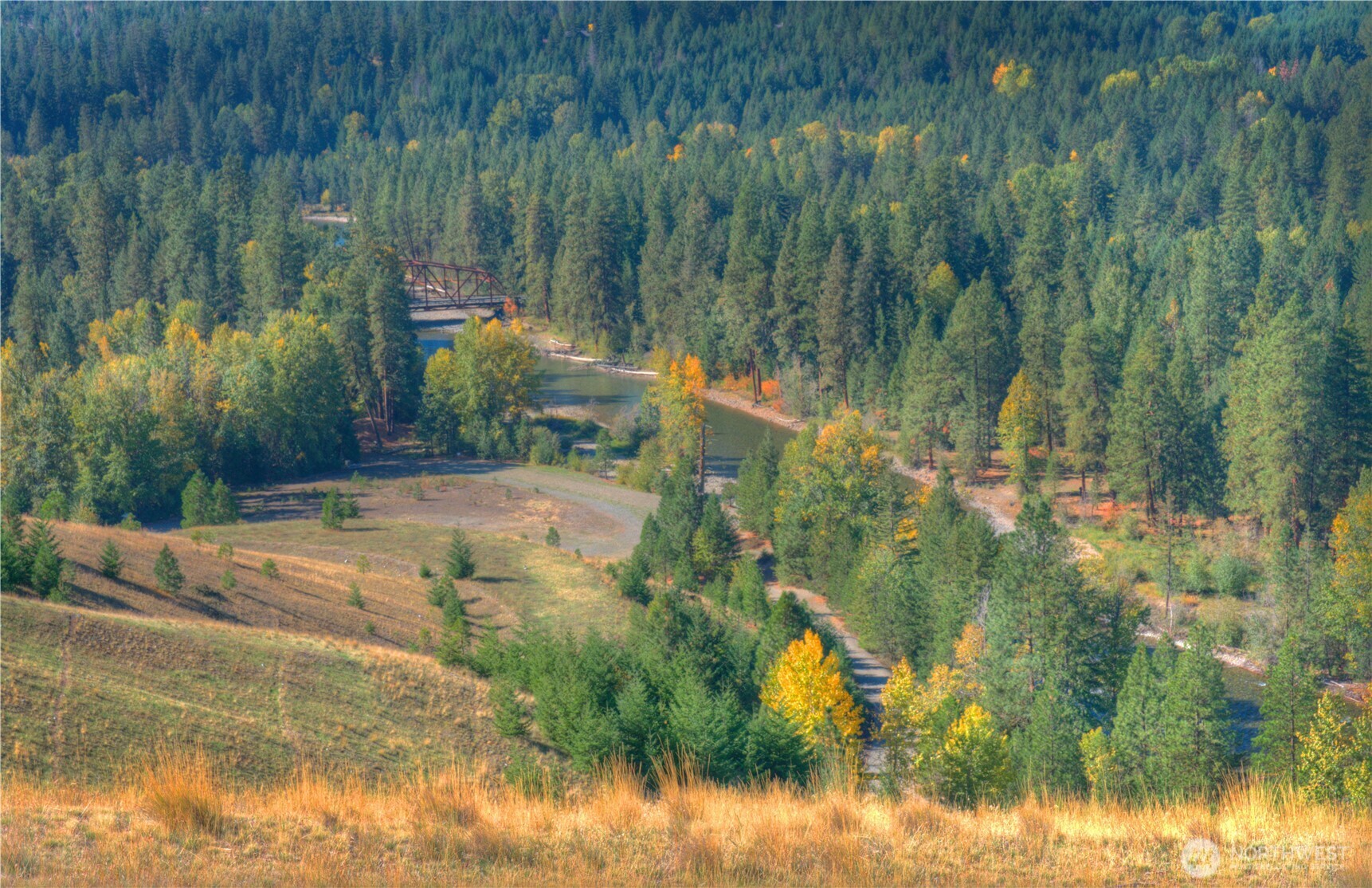 main property photo 23