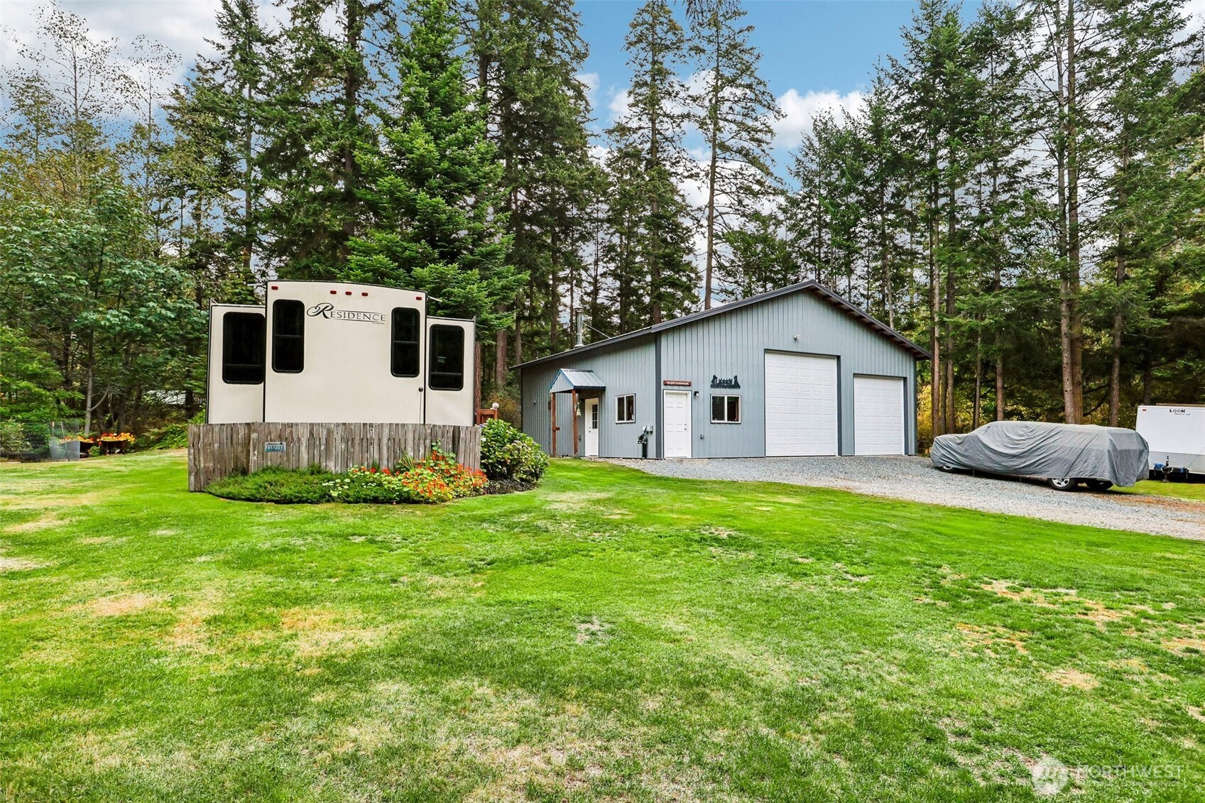 main property photo 0