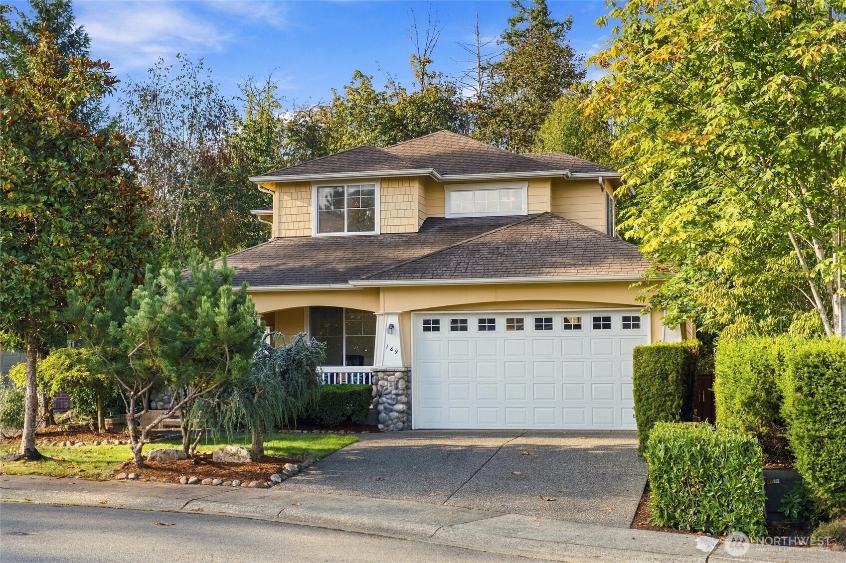 main property photo 0