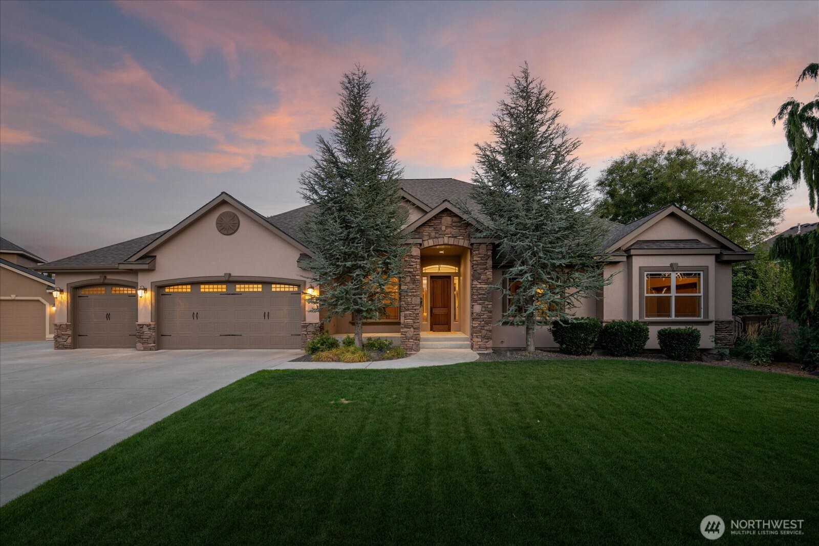 main property photo 0