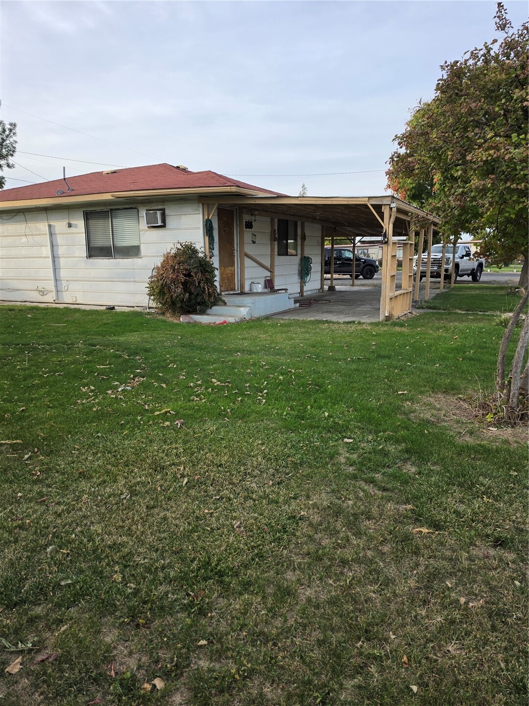 main property photo 8