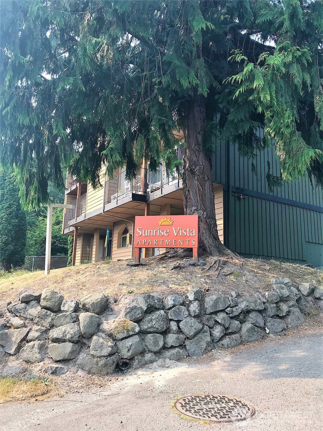 main property photo 0