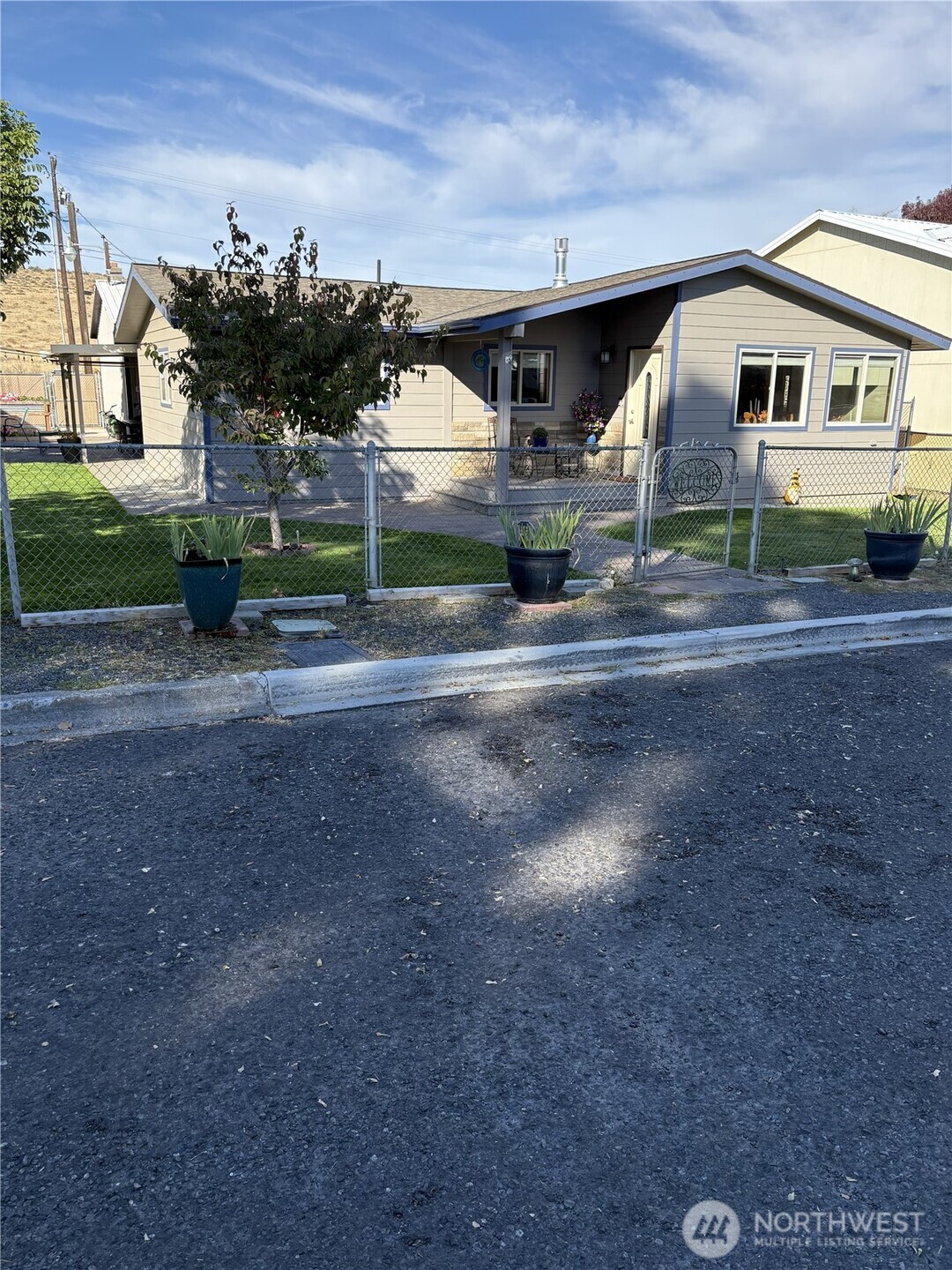 main property photo 0