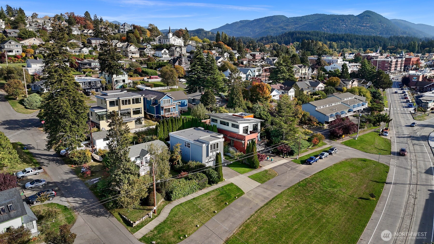 main property photo 35