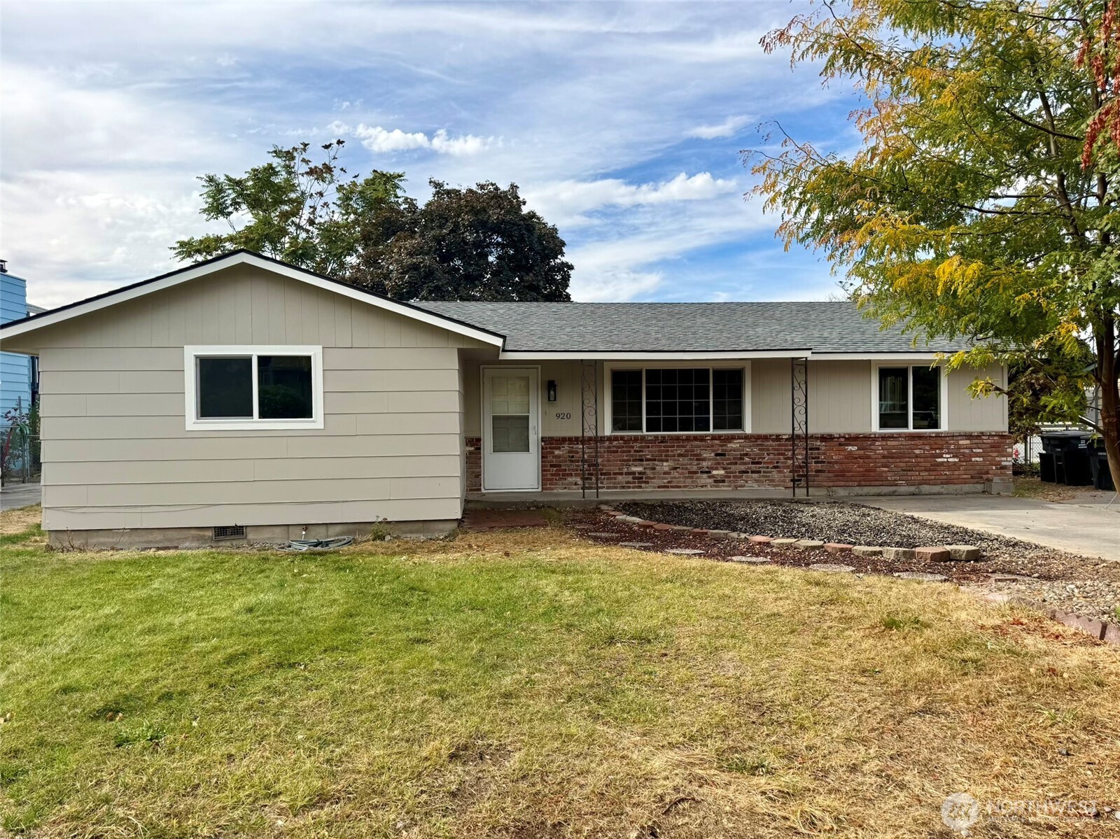 main property photo 0